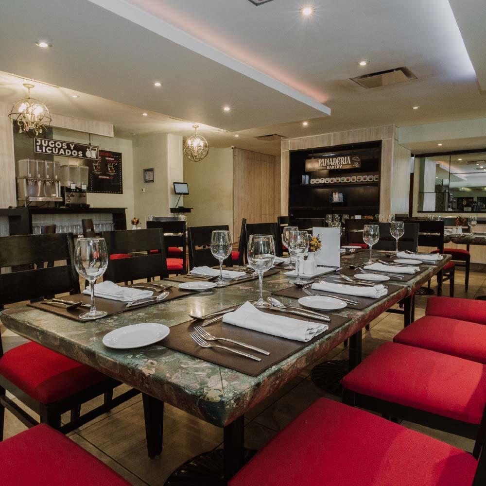 Restaurant HS HOTSSON Hotel Tampico