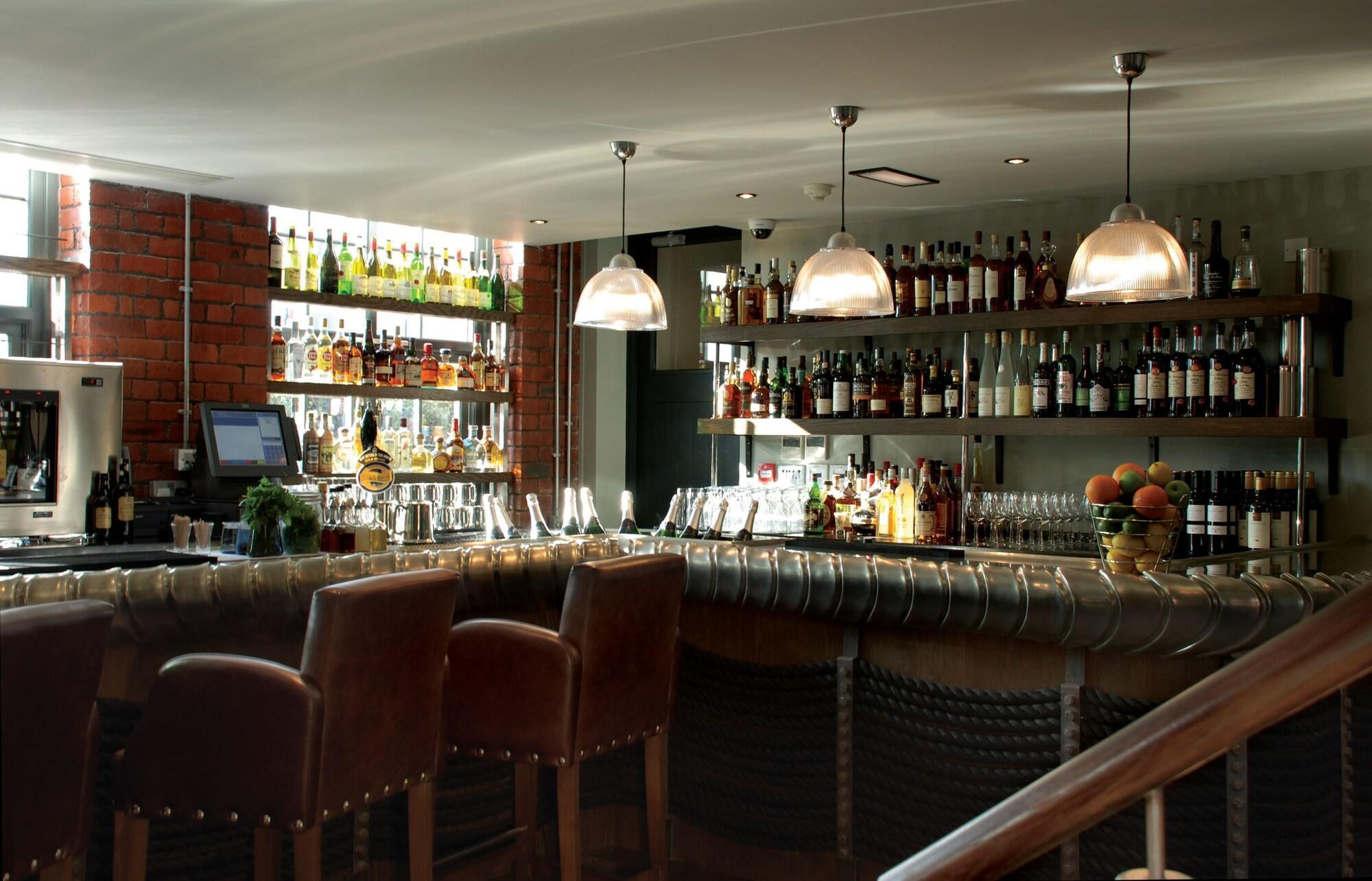 Bar/Salón Hotel du Vin & Bistro Newcastle
