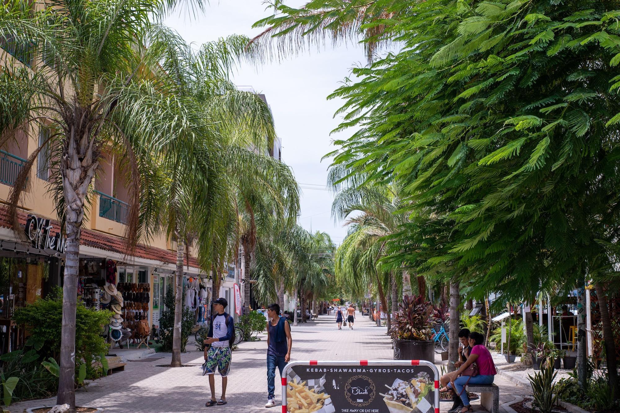 Vista Exterior Hotel Villas Segovia Playa del Carmen