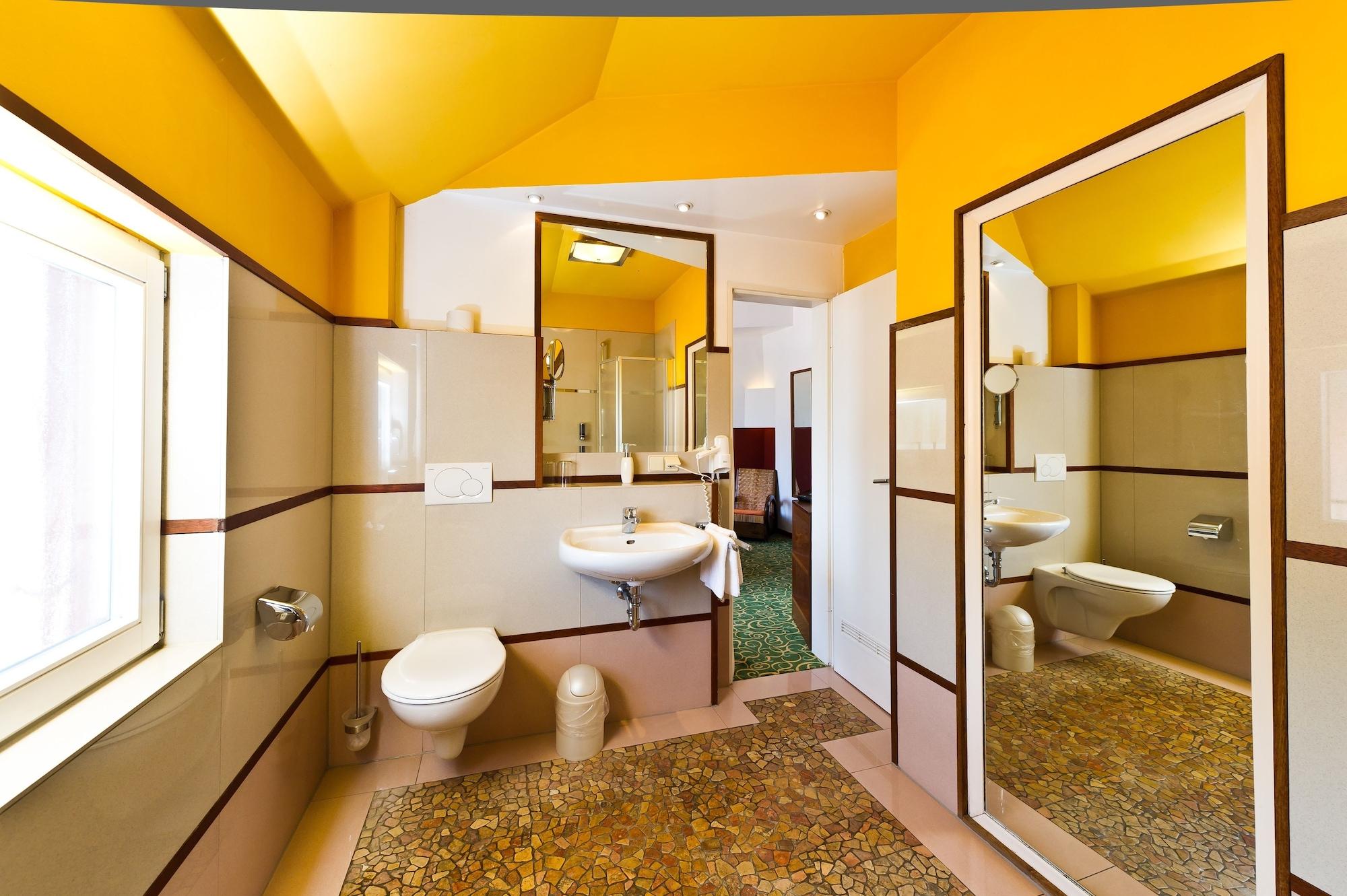 Equipamiento de Habitación Hotel Monpti