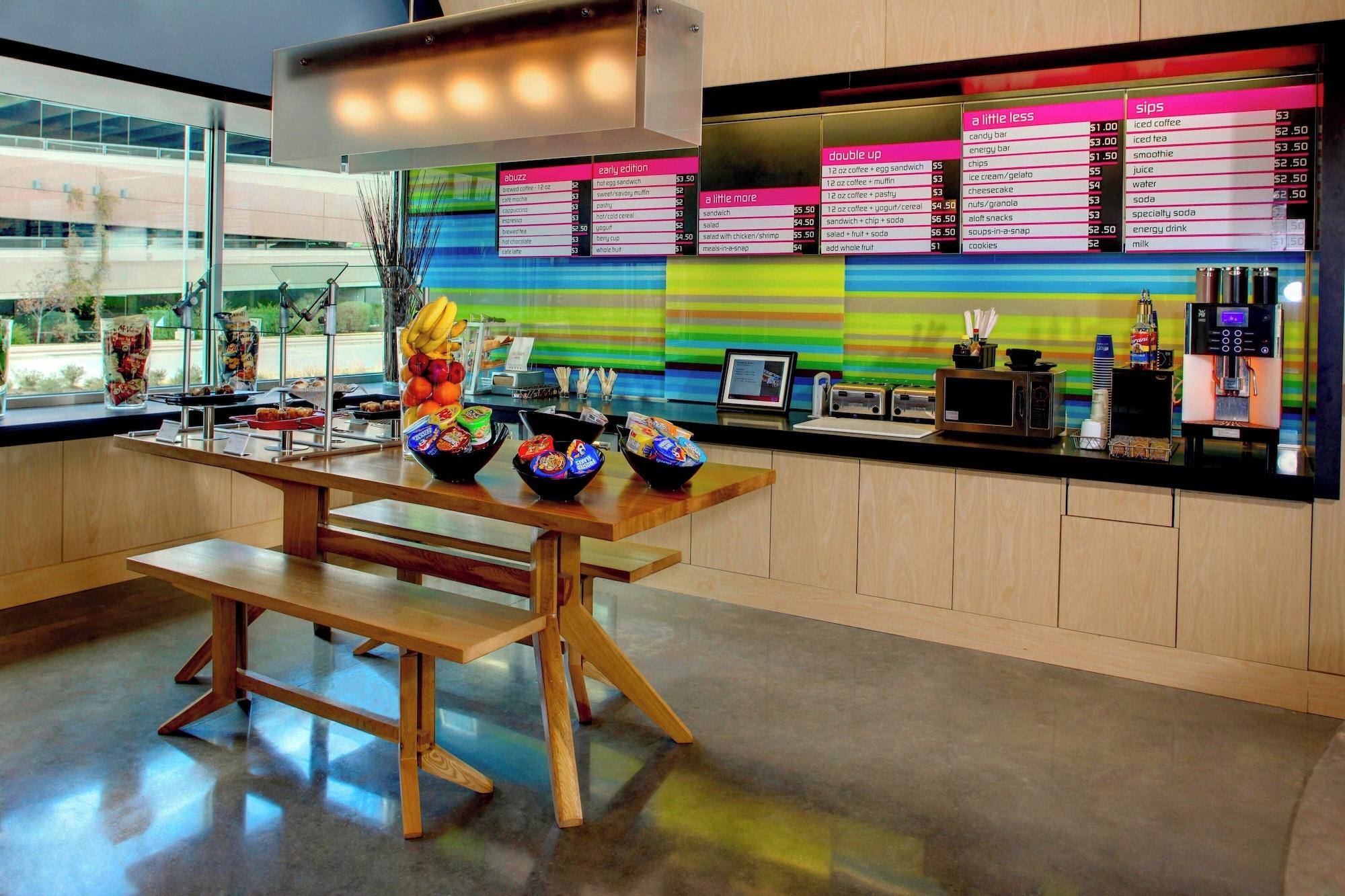 Restaurant Aloft Austin at The Domain