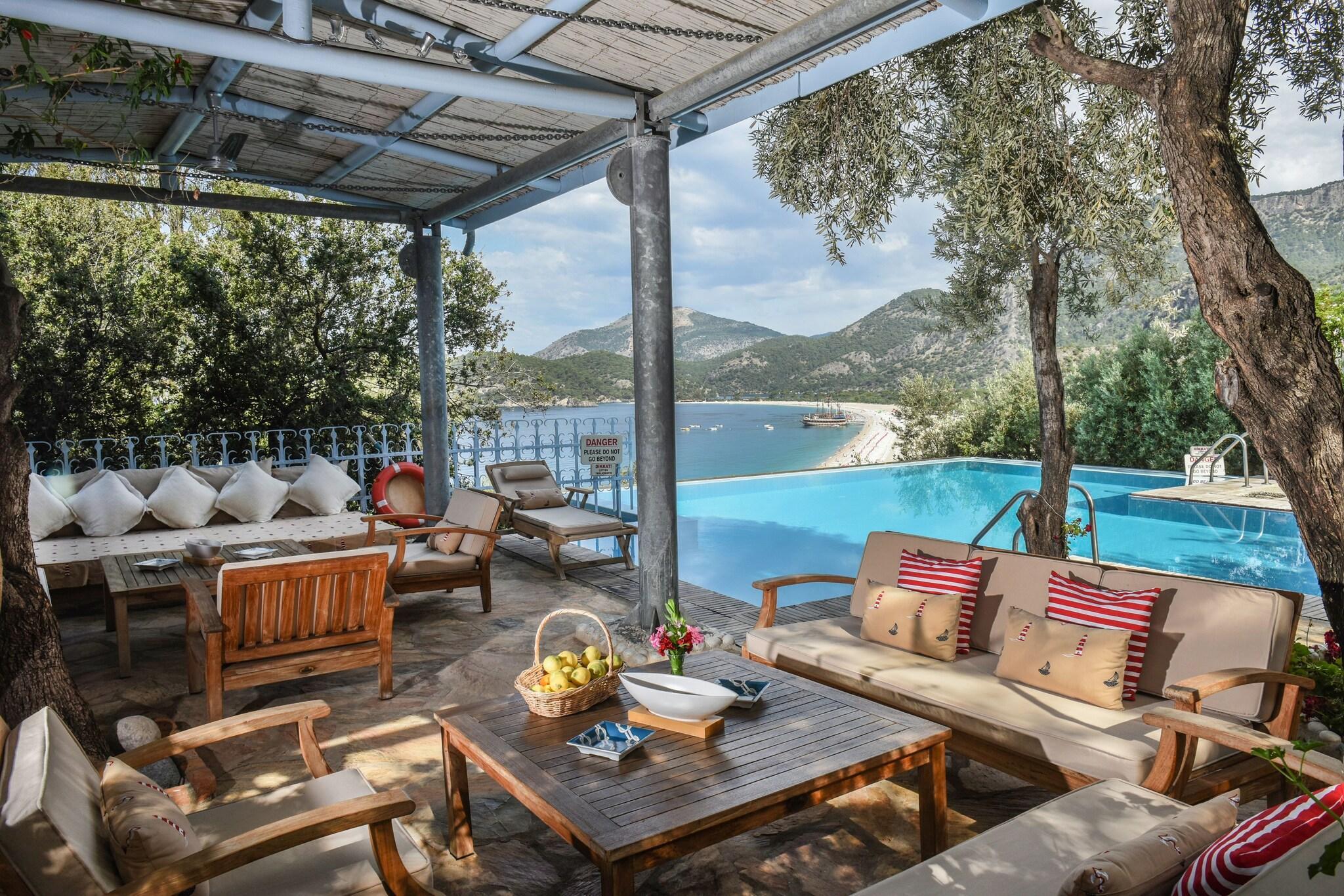 Vista Piscina Beyaz Yunus Hotel - Adults only