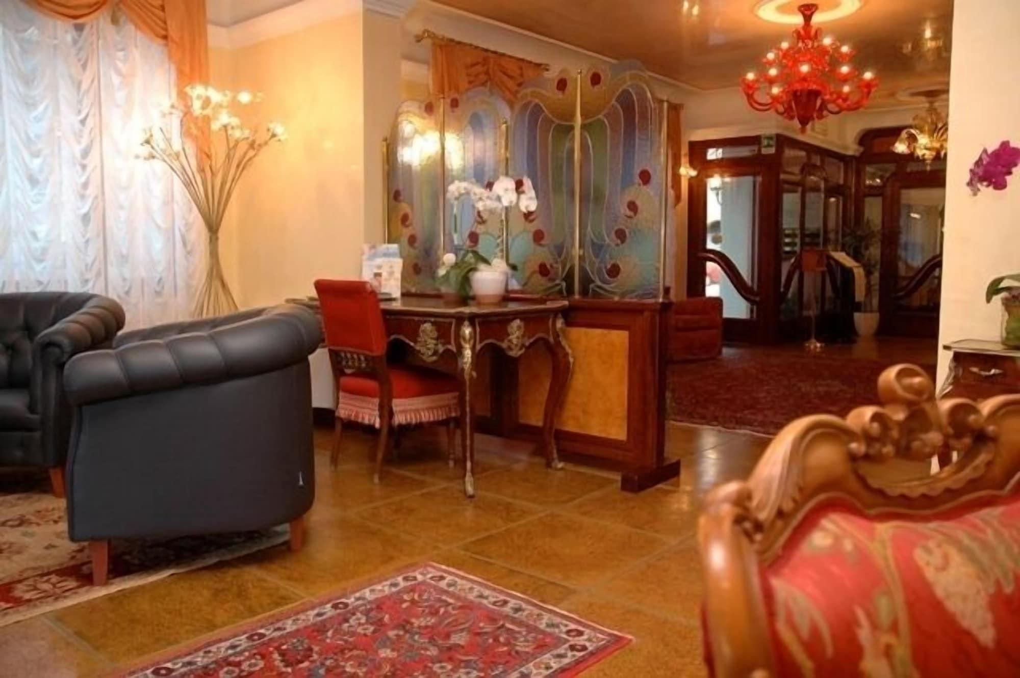Bar/Salón Hotel Spessotto
