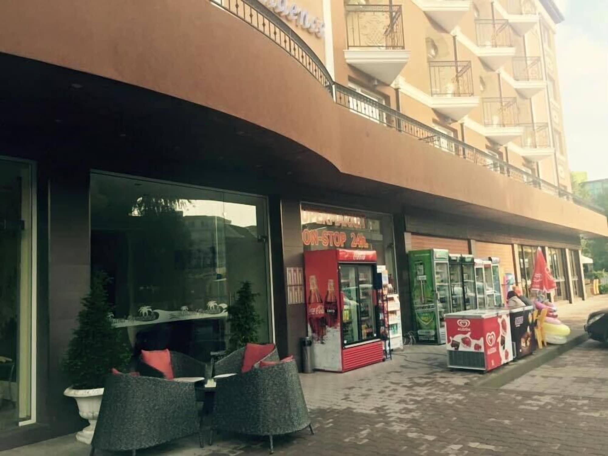 Vista Exterior Hotel Bahami Residence