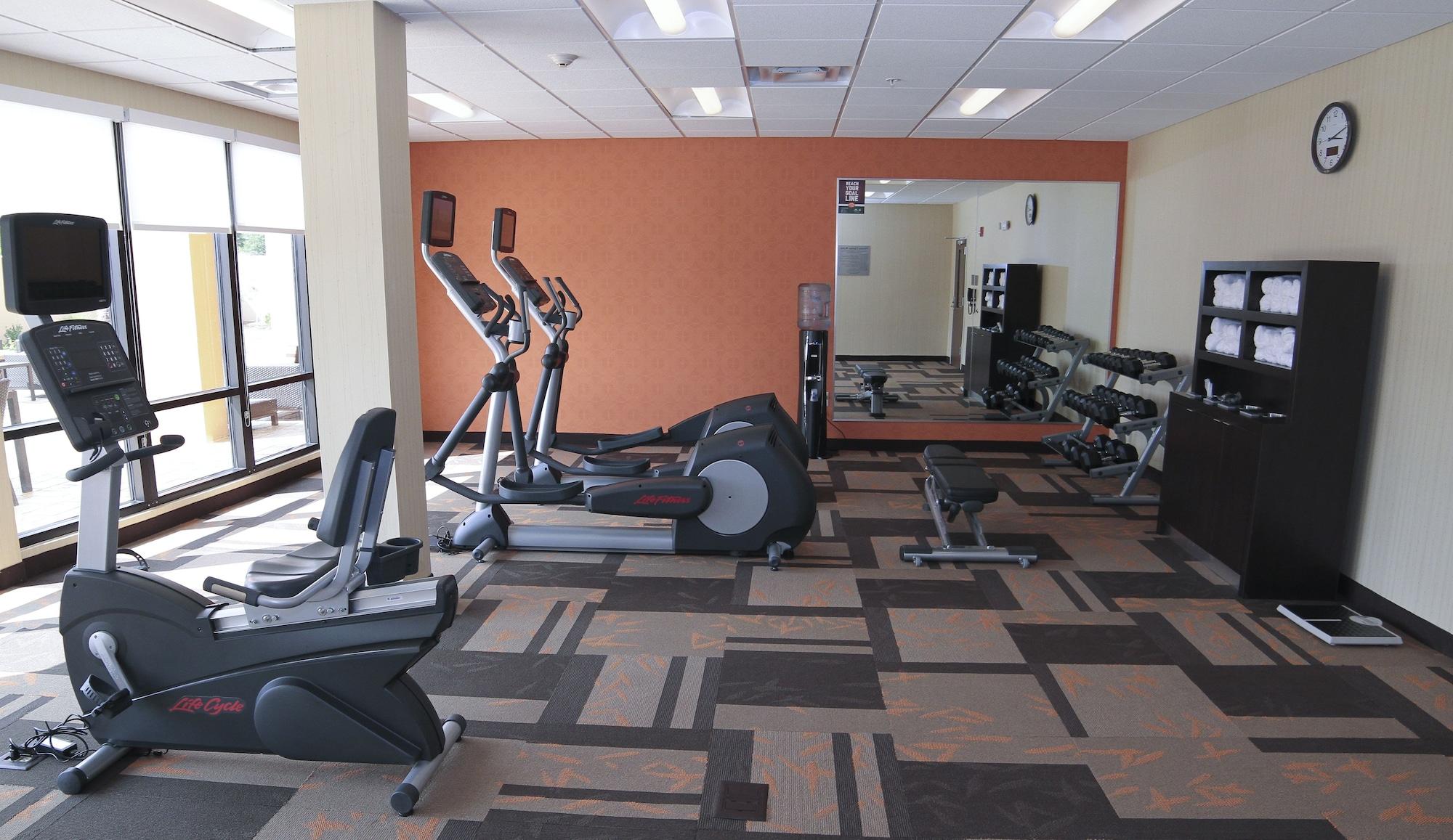 Gimnasio Courtyard by Marriott Jackson Airport/Pearl