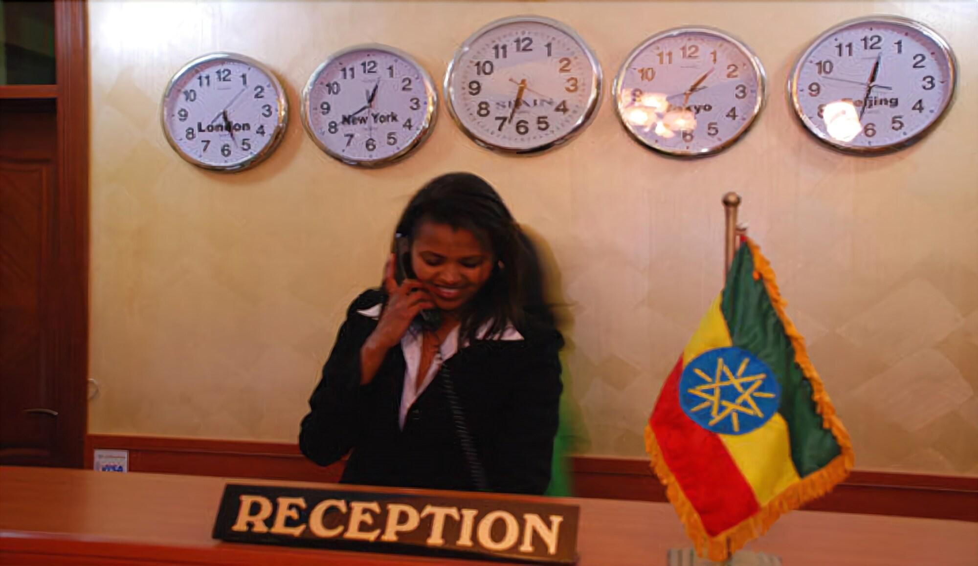 Vista Lobby Adot Tina Hotel