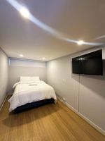 Alquiler Vacacional - Modern home with private jacuzzi