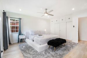 Alquiler Vacacional - Charming 3-bedroom house with Large Backyard