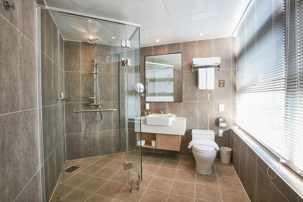 Baño Best Western Plus Island Castle Hotel