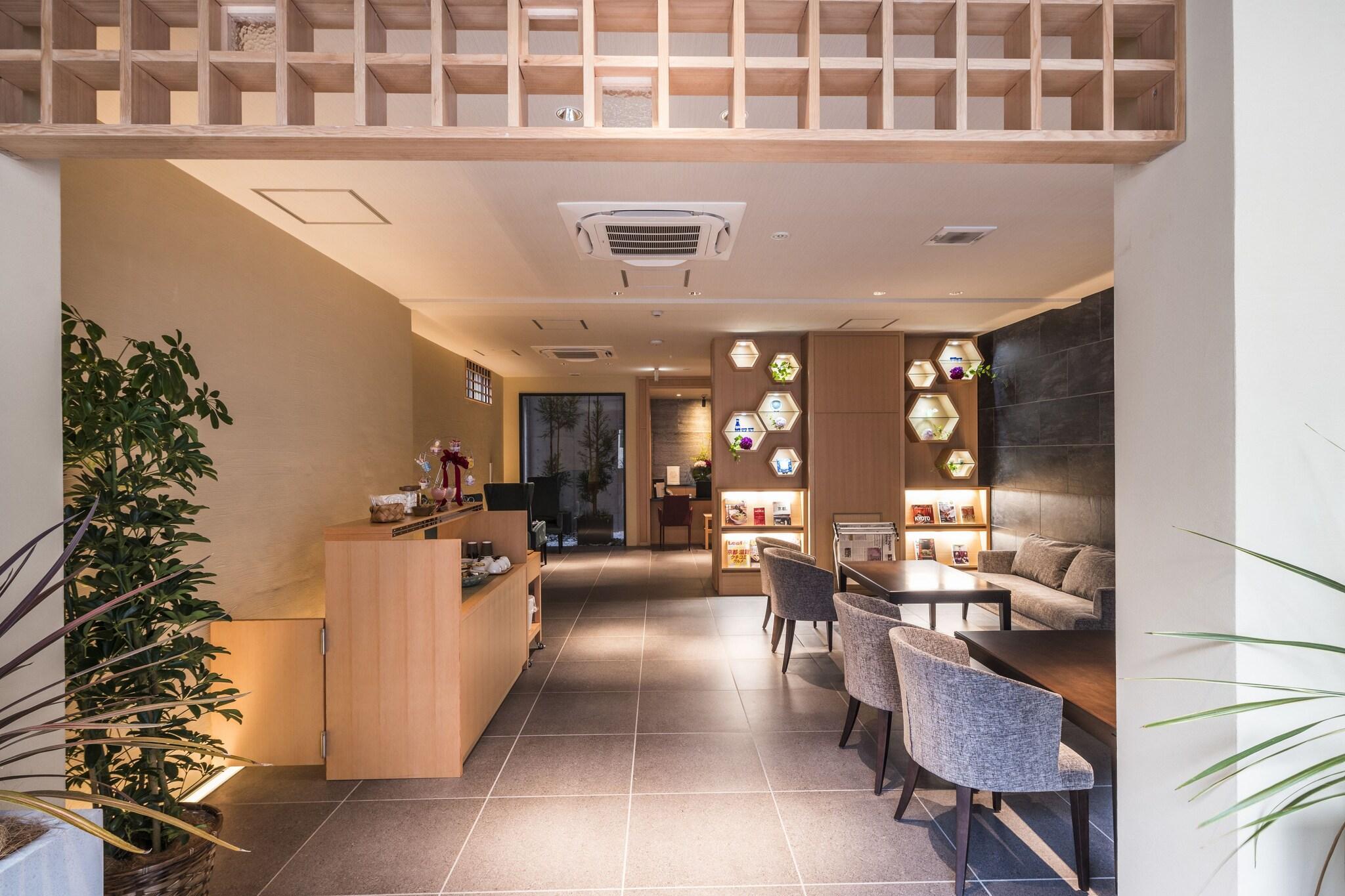 Vista Lobby Kyoto Shinmachi Rokkaku Hotel grandereverie