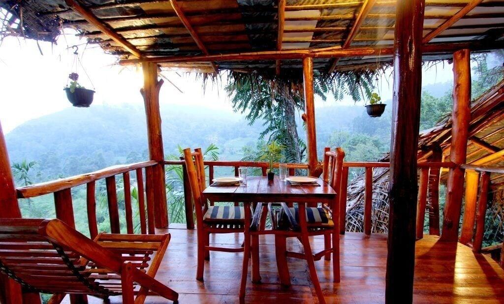 Restaurant Ella Bamboo Cabana