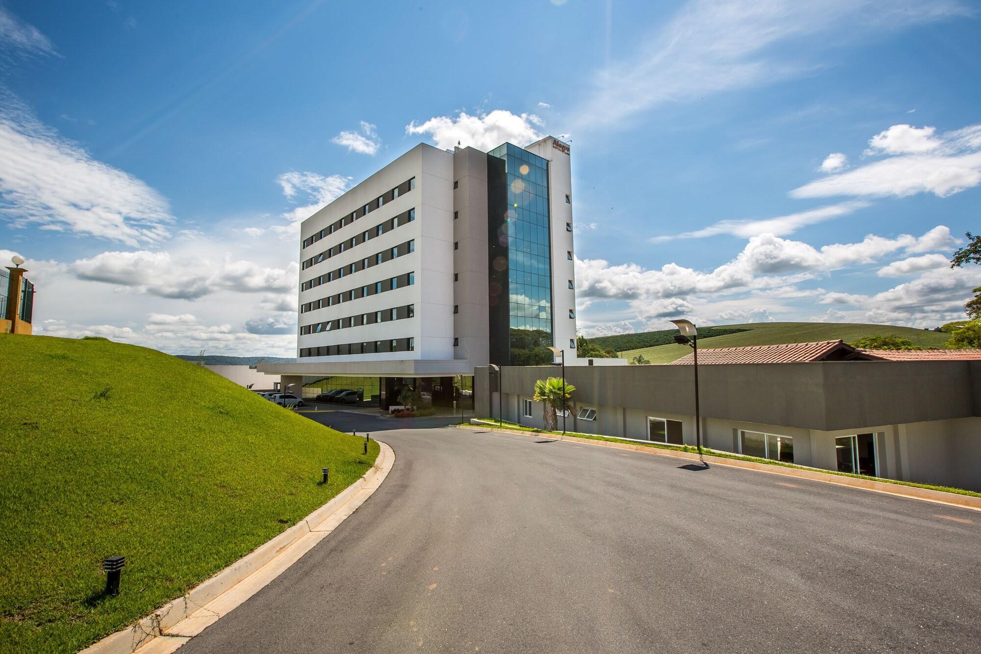 Vista Exterior Alegro Hotel