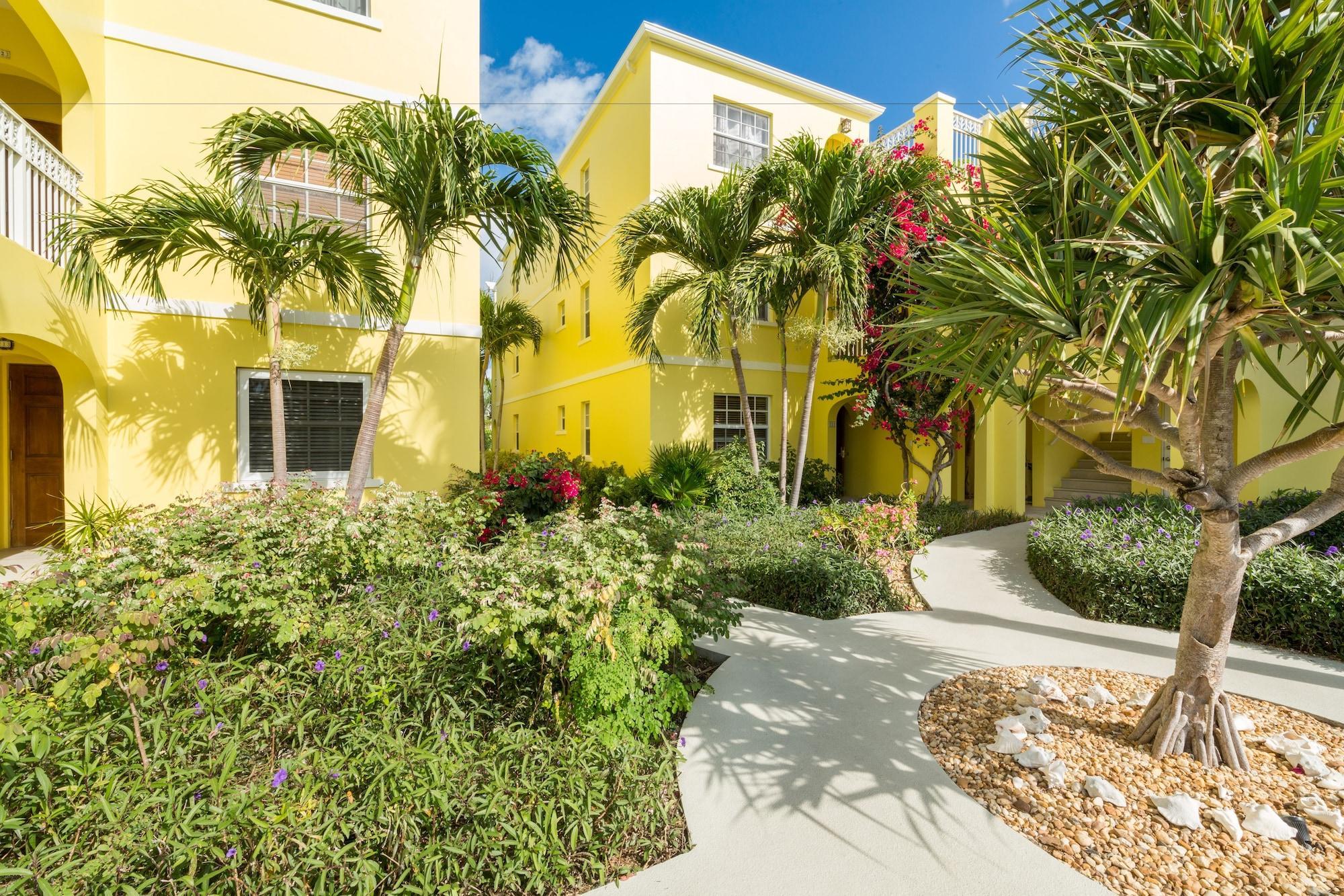 Vista Exterior Inn at Grace Bay