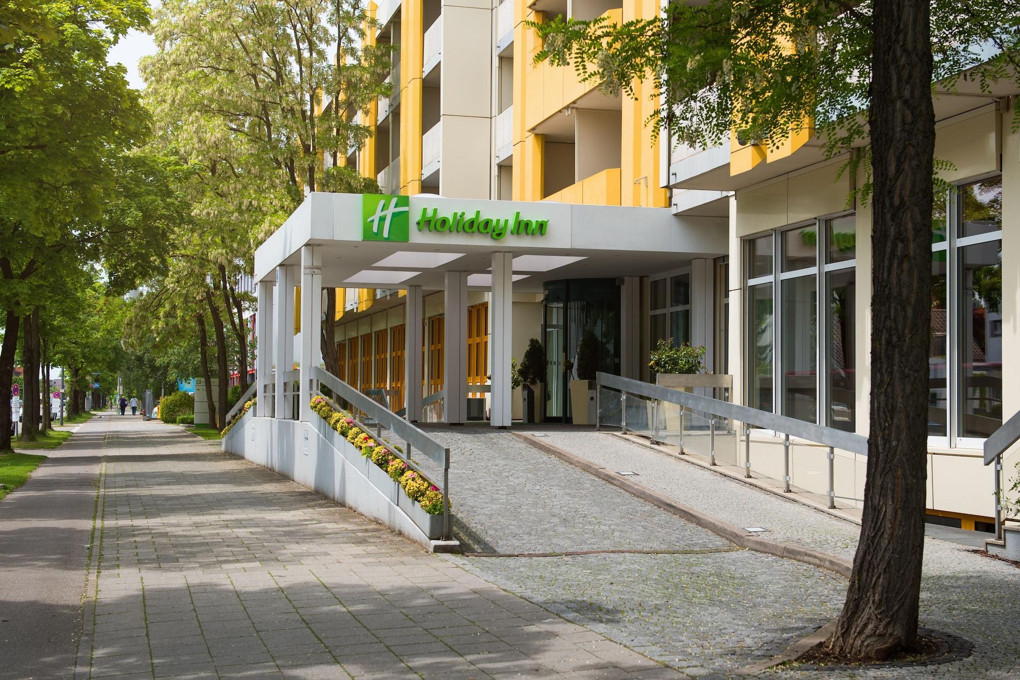 Vista Exterior Holiday Inn Munich - South by IHG