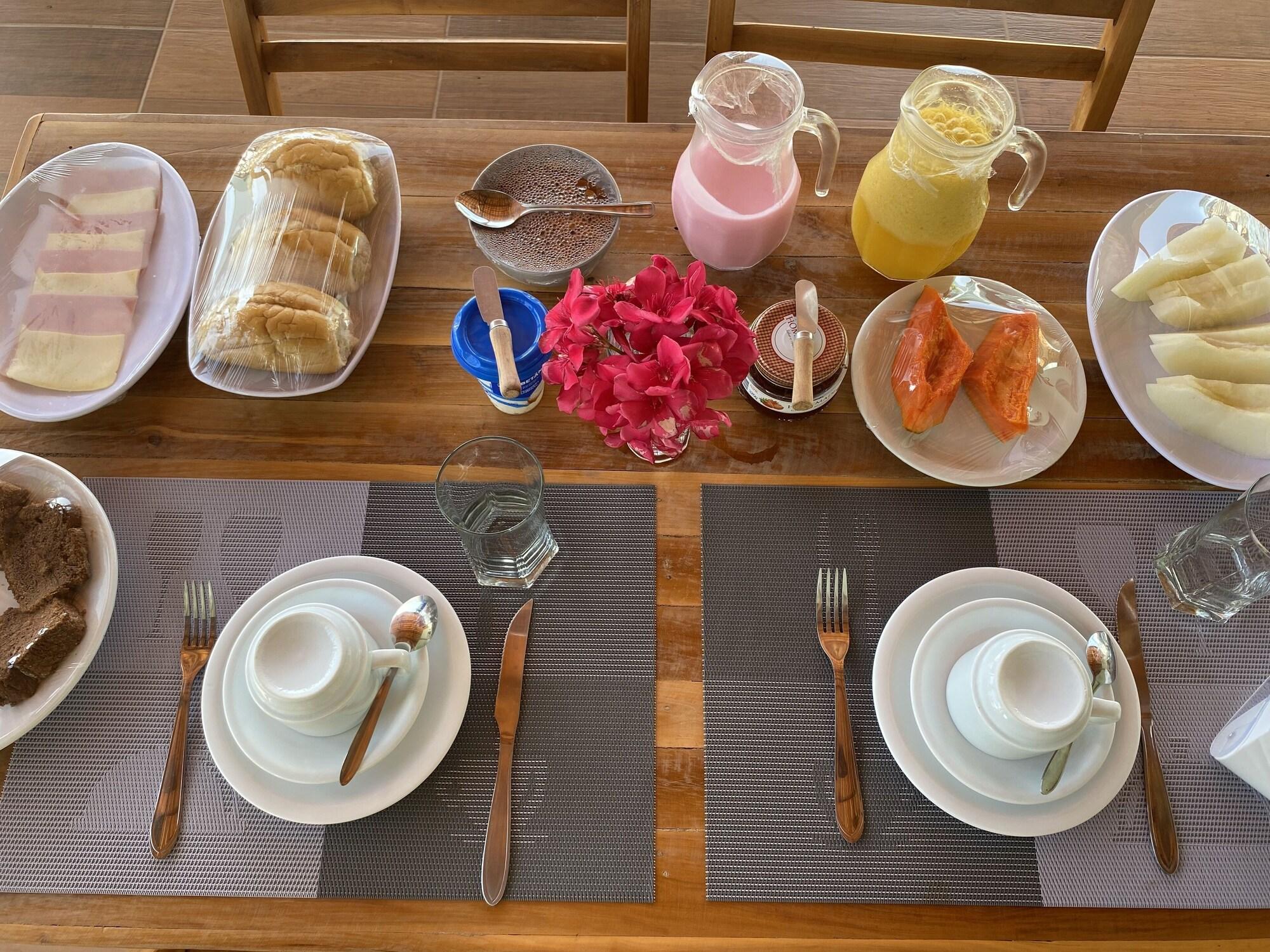 Bar/Salón Pousada Maanain