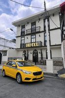 Alojamiento - Hotel The Royalty Inn