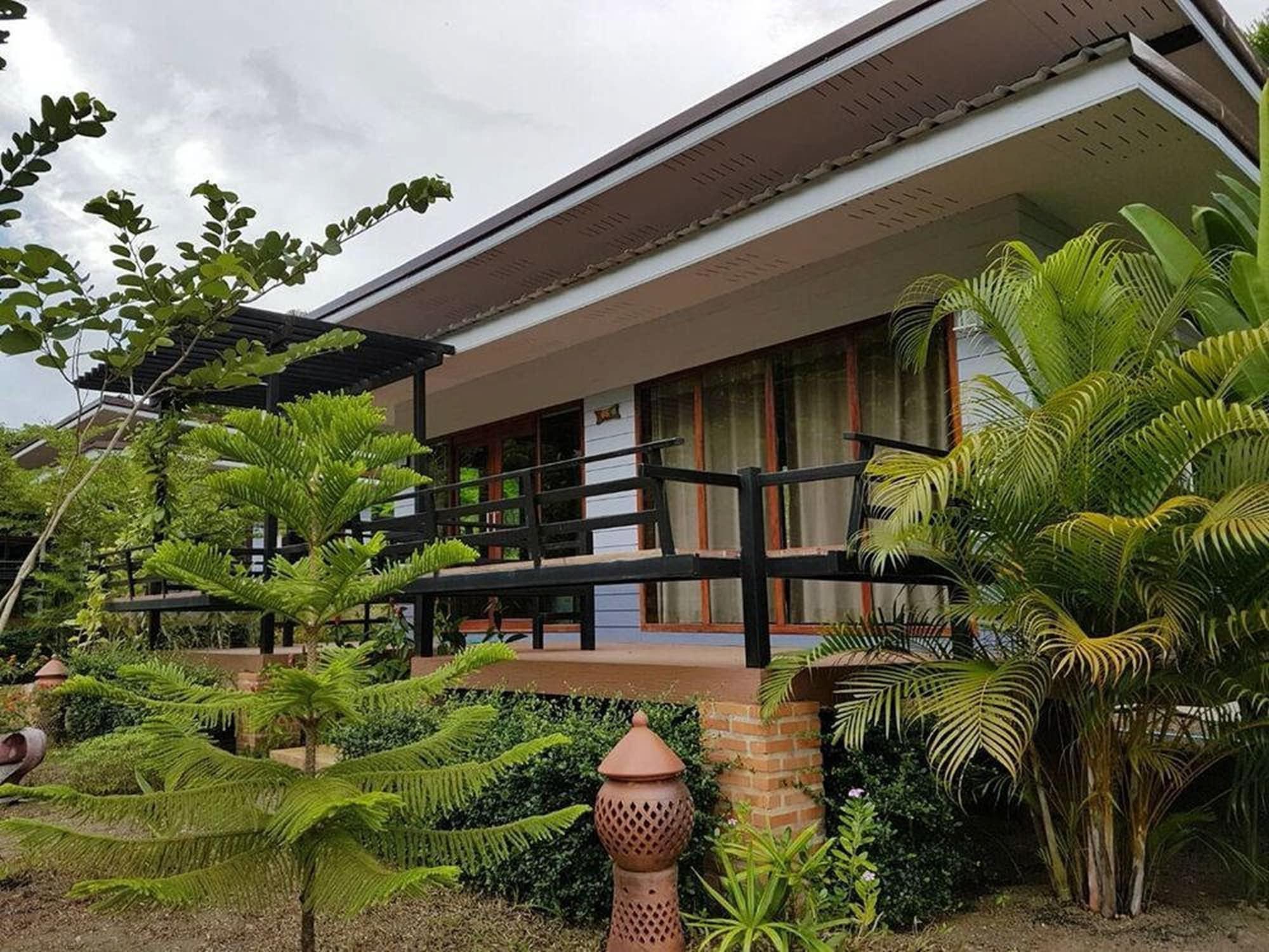 Vista Exterior Baan Suan Hill Resort