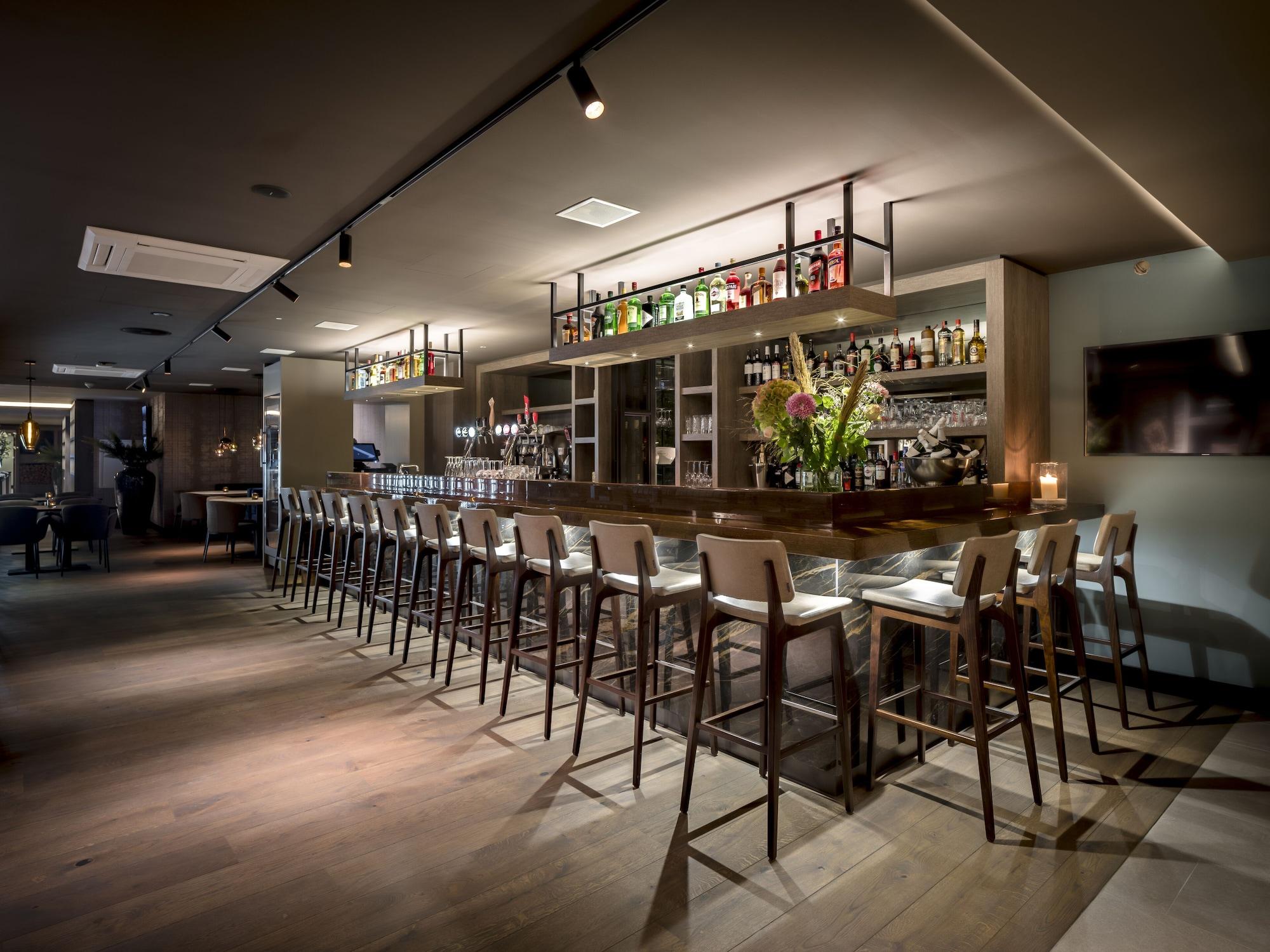 Bar/Salón Grenshotel de Jonckheer