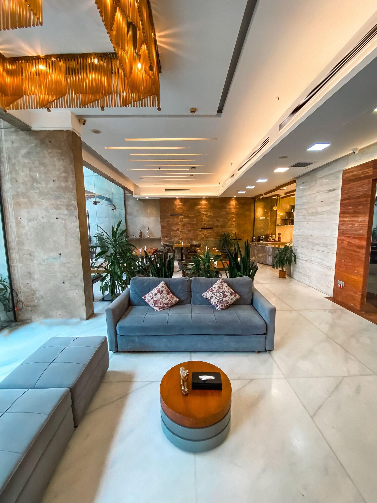 Vista Lobby Coventina Lake Suites