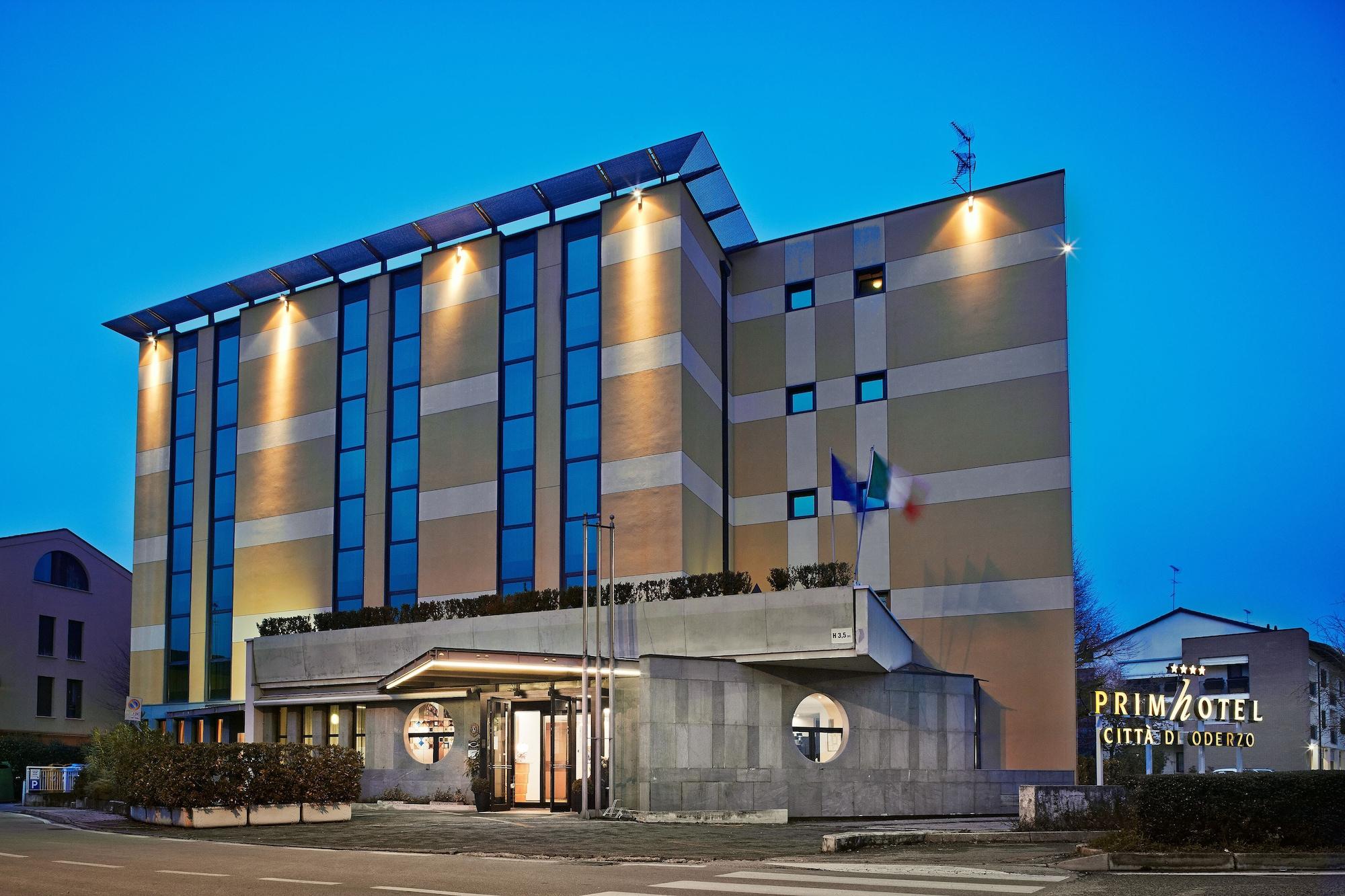 Vista Exterior Primhotel