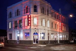 Alojamiento - East Brunswick Hotel