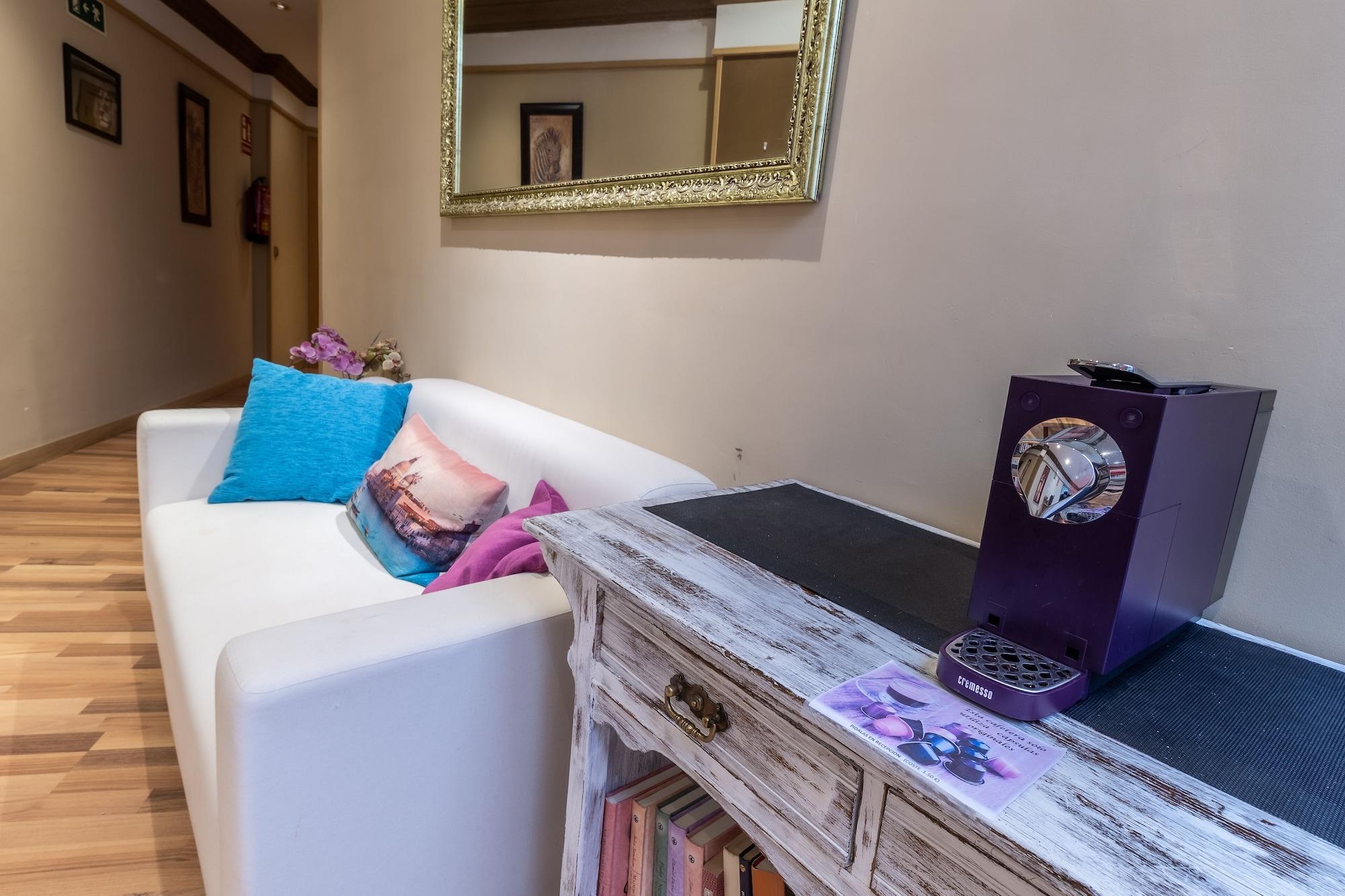 Varios Hostal Rural El Caño by Viverestays