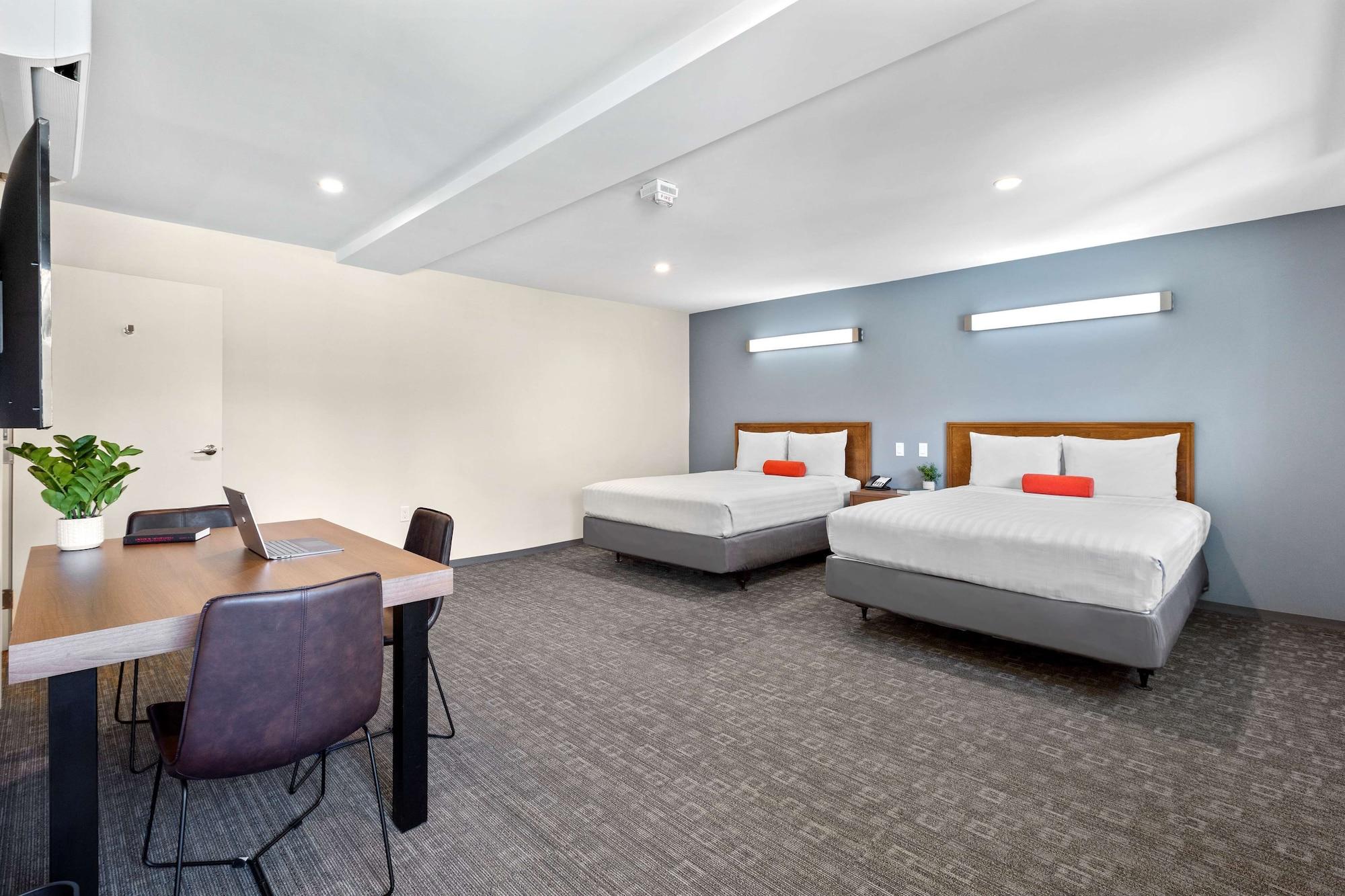 Habitación Good Nite Inn - Calabasas