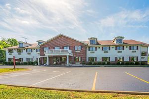 Alojamiento - Econo Lodge Inn & Suites Ripley