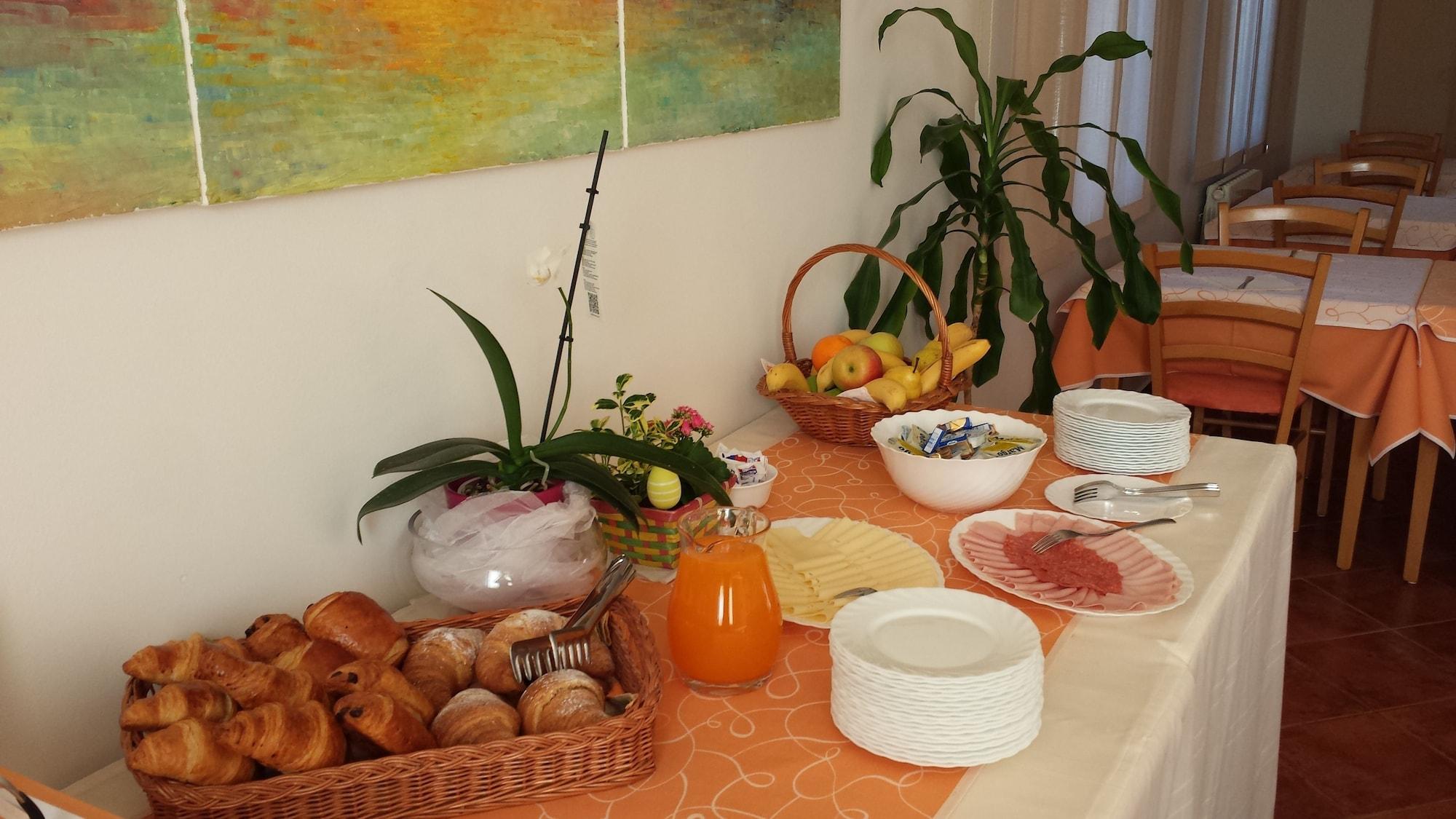 Restaurant Bed & Breakfast Vila Kristina