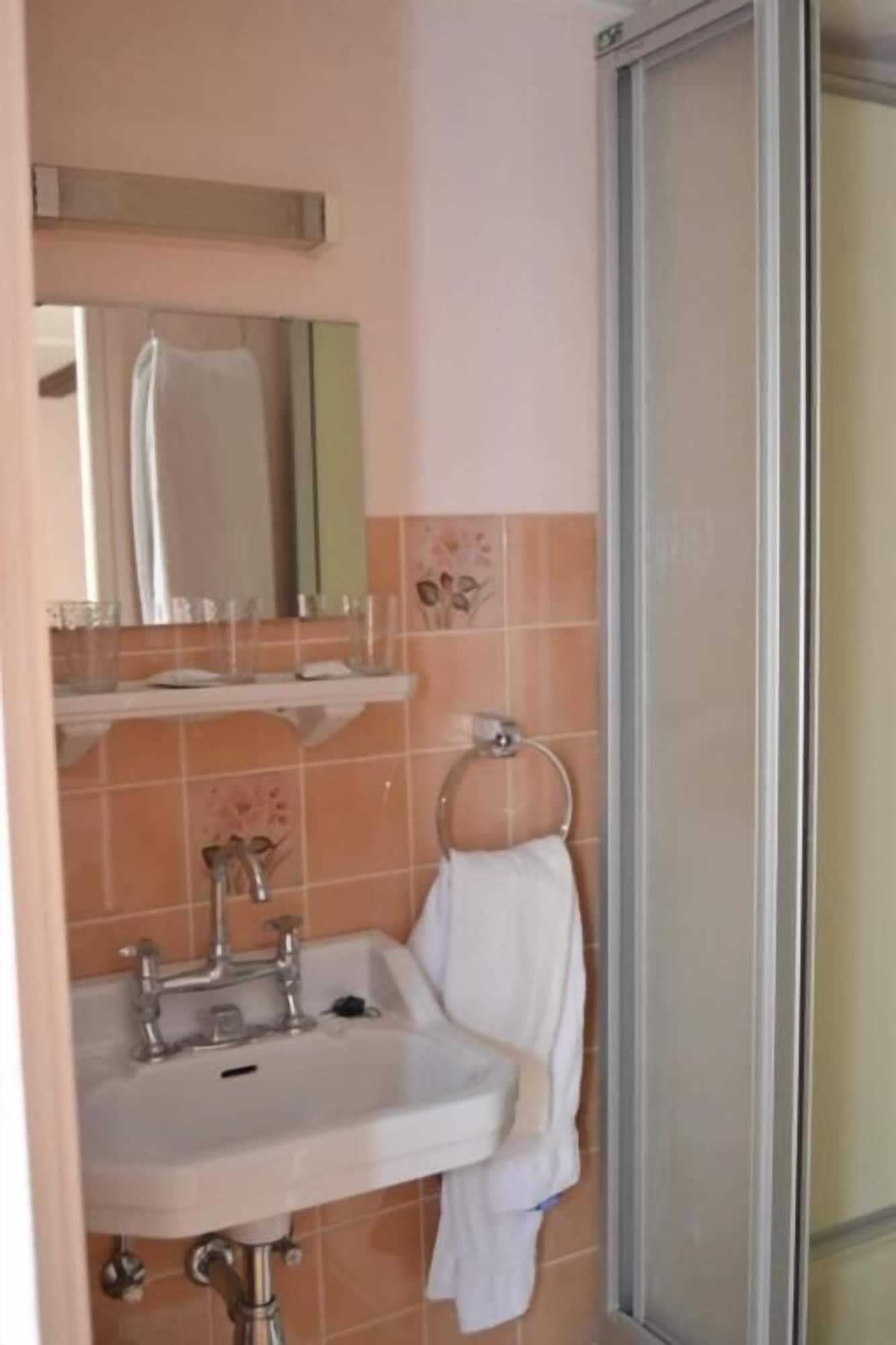 Equipamiento de Habitación Hotel aux deux clefs