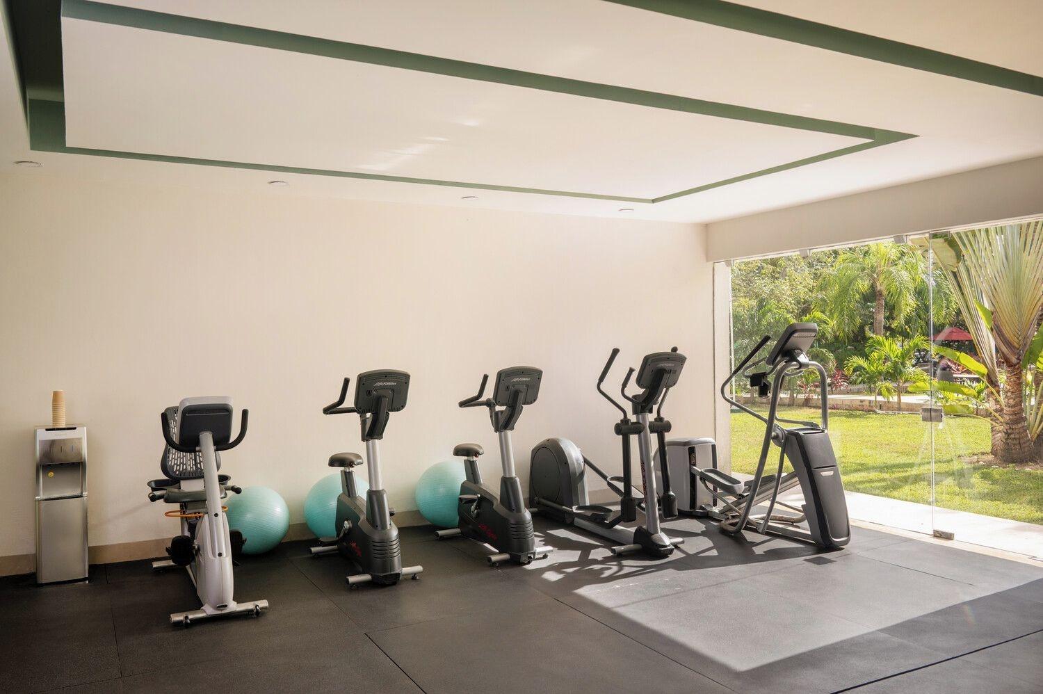 Gimnasio Courtyard By Marriott Playa Del Carmen