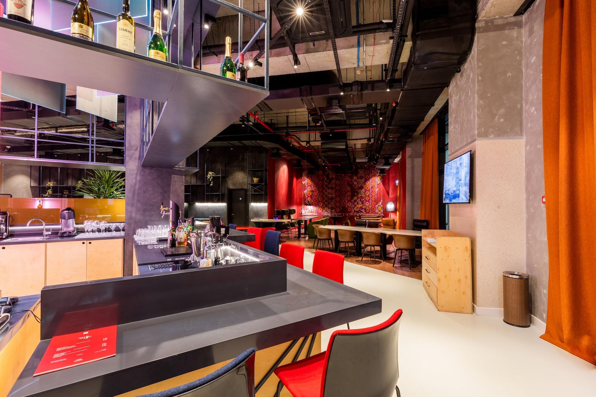 Bar/Salón Ibis Tbilisi Stadium