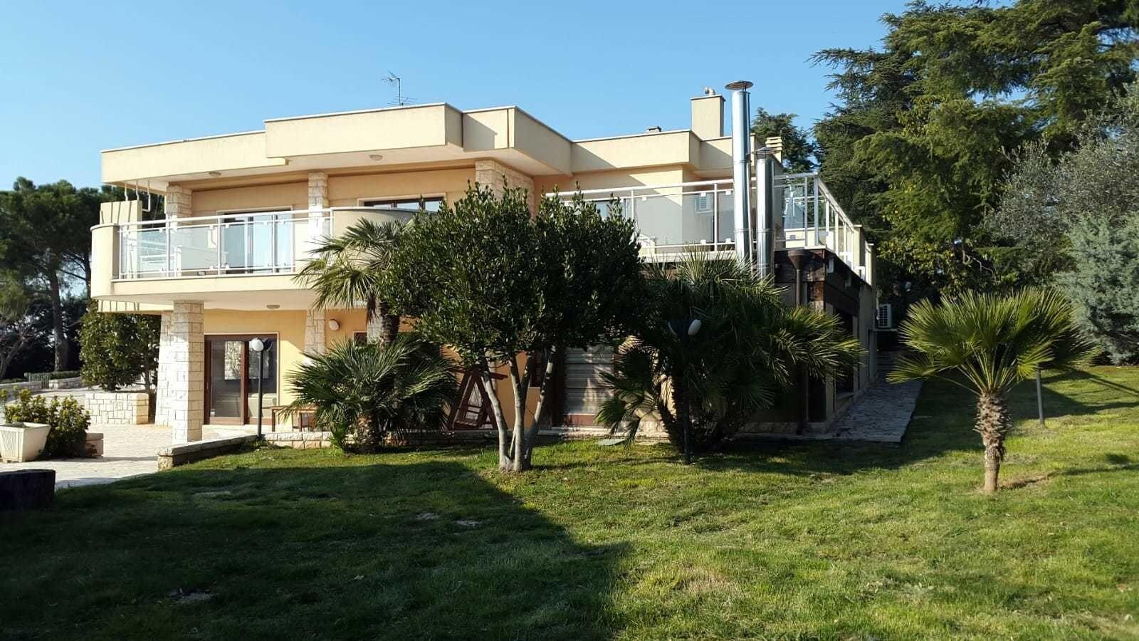 Vista Exterior Villa Grinaldi