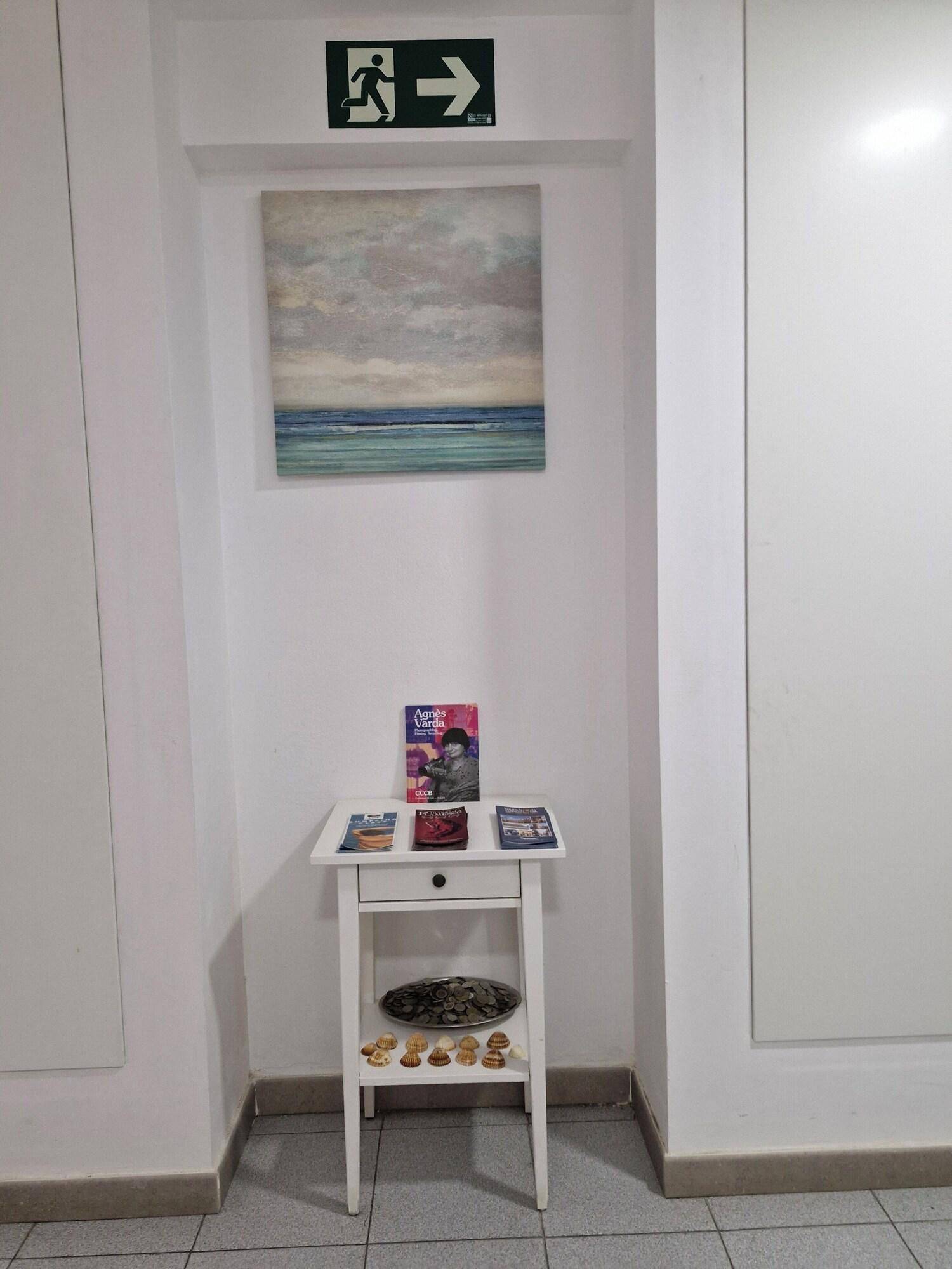 Varios Hostal Elkano