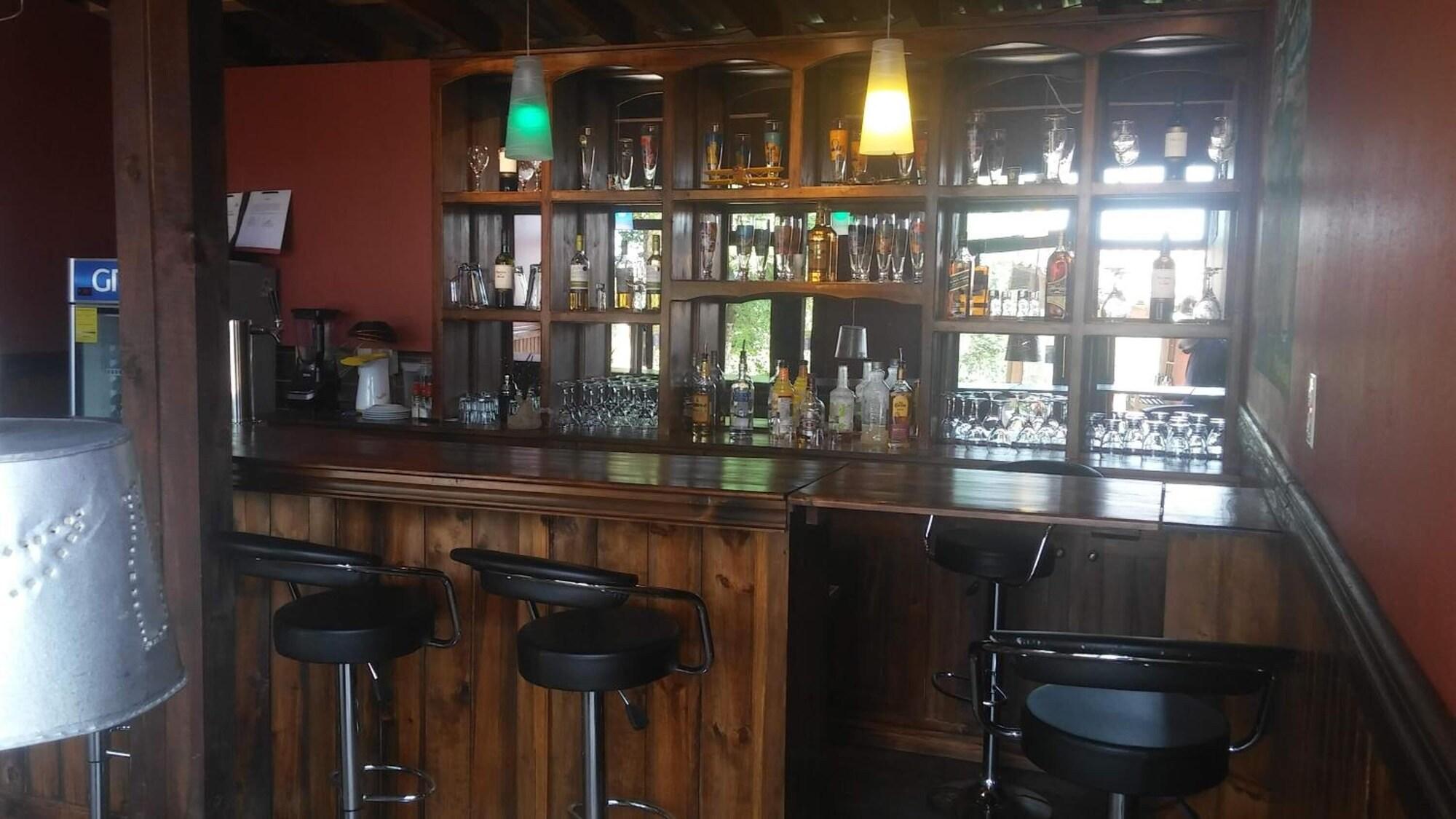 Bar/Salón Hotel Montecillos