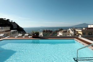 Alojamiento - Hotel Tirrenia