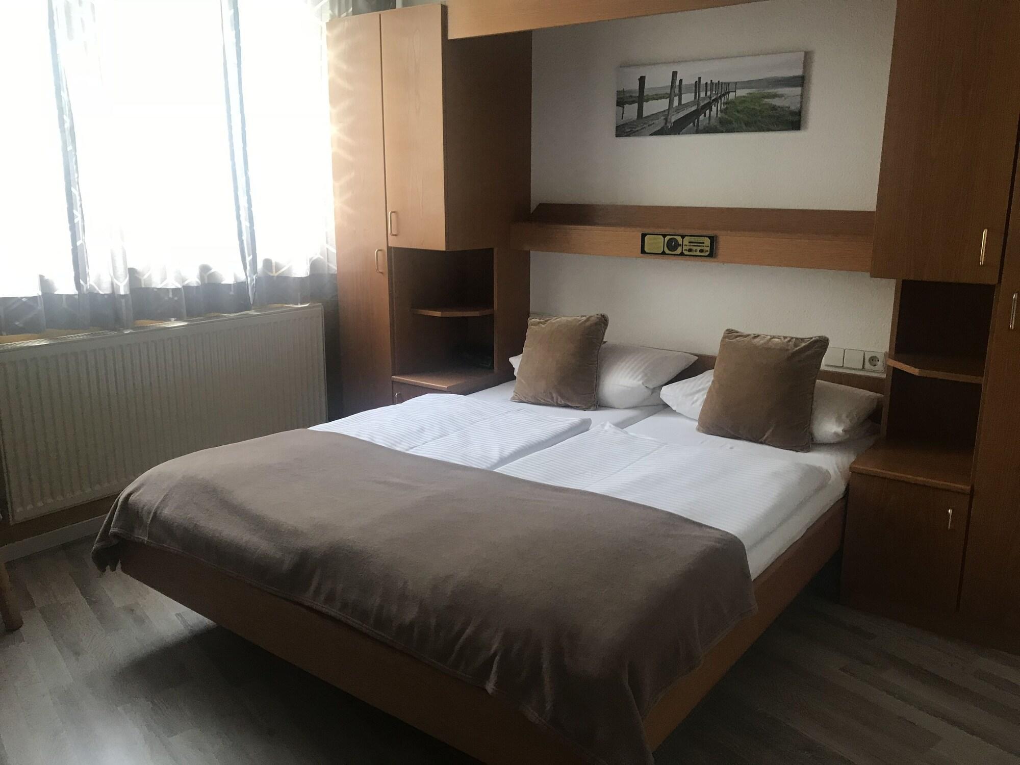 Vista Exterior Garni-Hotel Adler