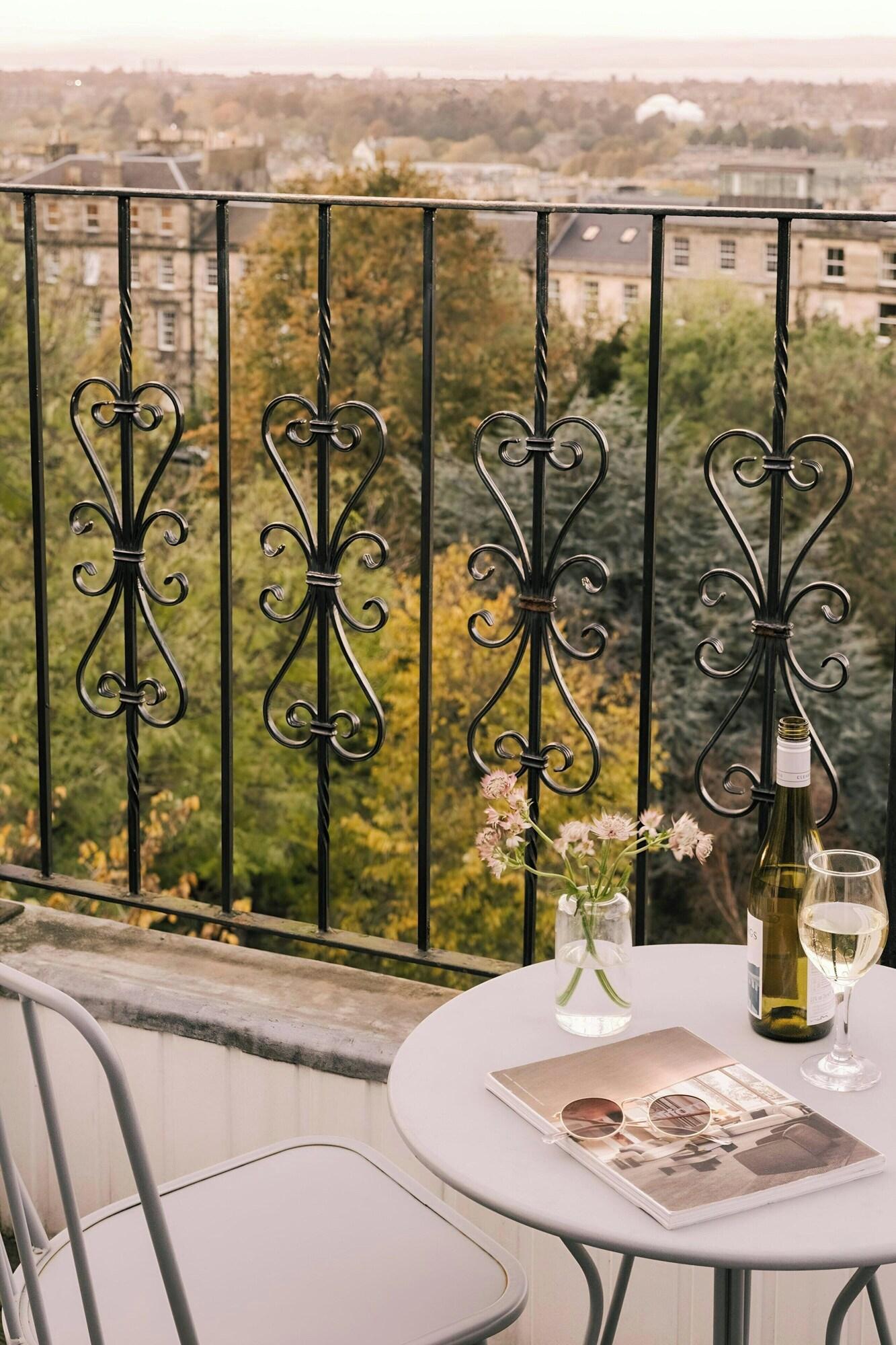 Habitación Sonder Royal Garden Apartments New Town