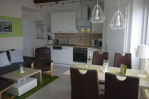 Alquiler Vacacional - Bright, modern furnished apartment with sea views, 100 m to the beach