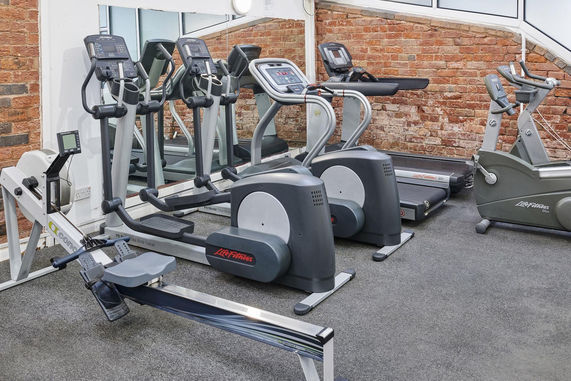 Gimnasio Holiday Inn Ellesmere Port by IHG