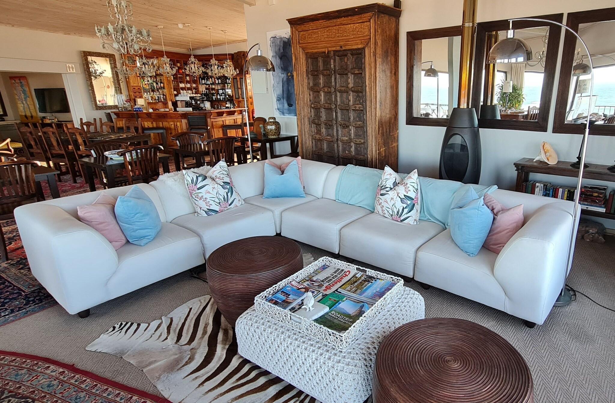 Vista Lobby On the Beach Guesthouse