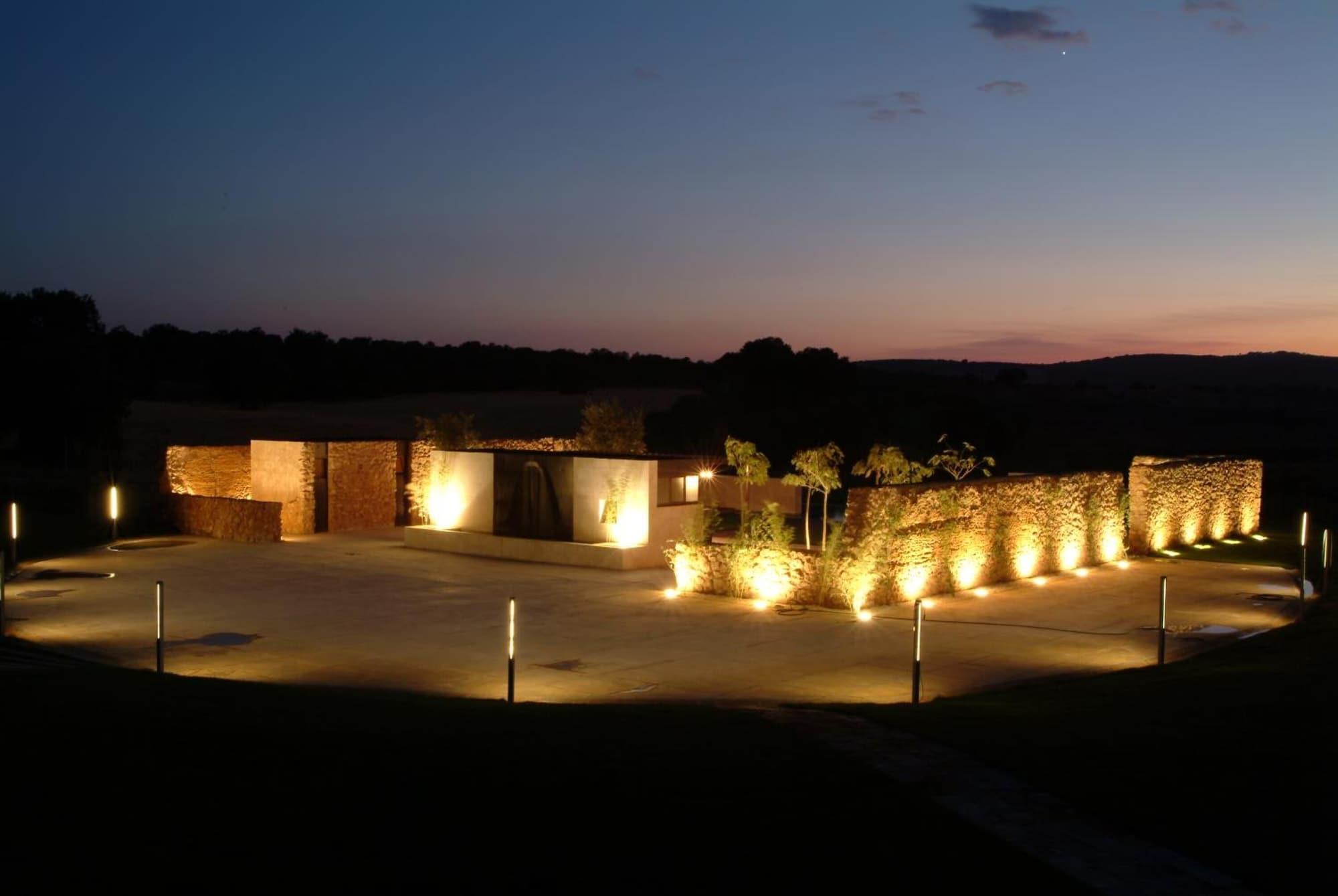 Vista Exterior Pago Del Vicario