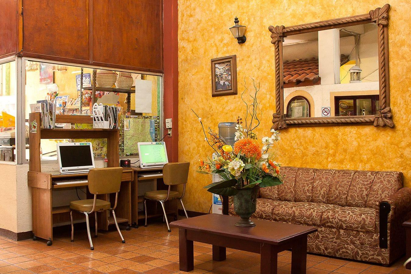 Vista Lobby Hotel Riviera