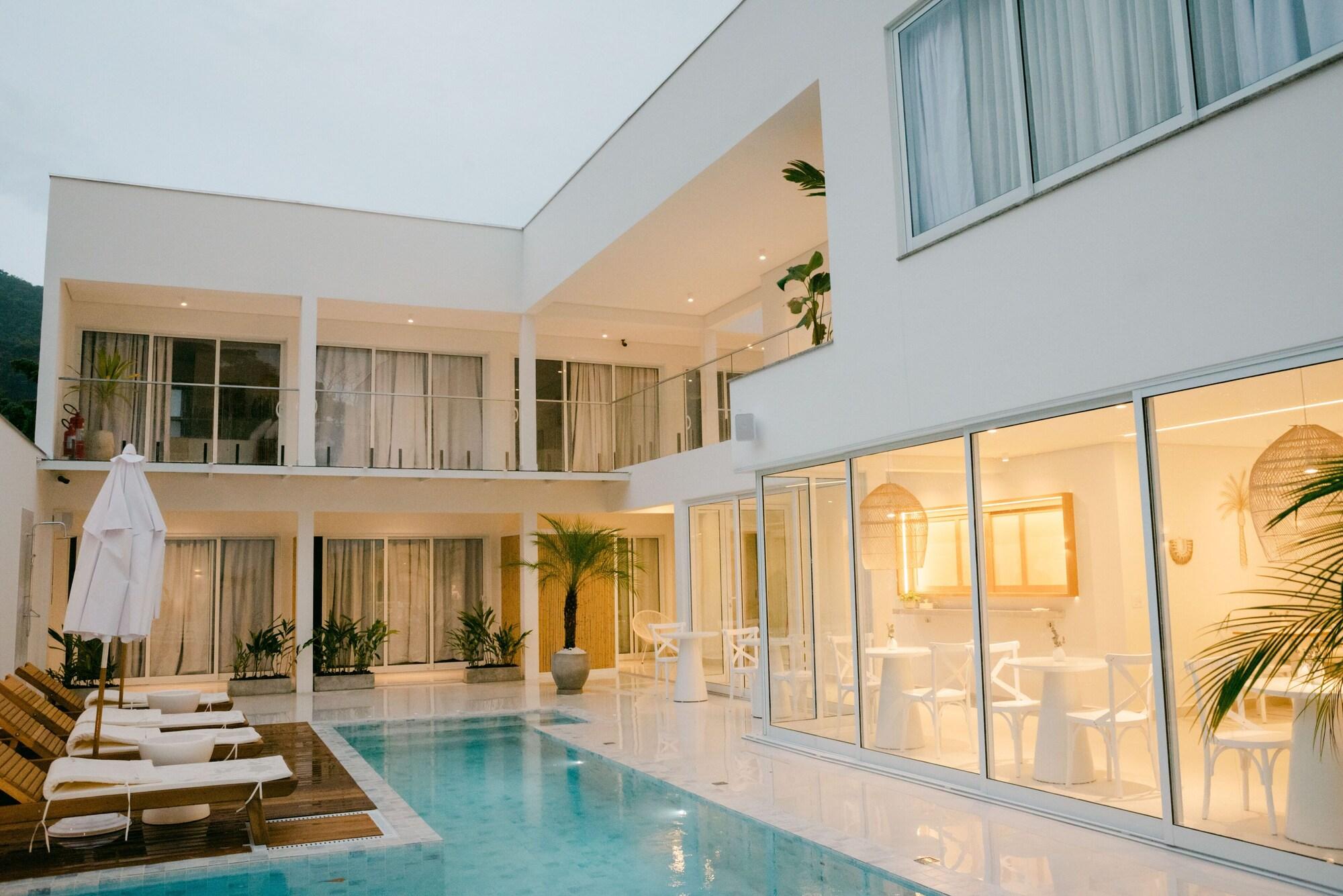 Varios Olisa Boutique Hotel