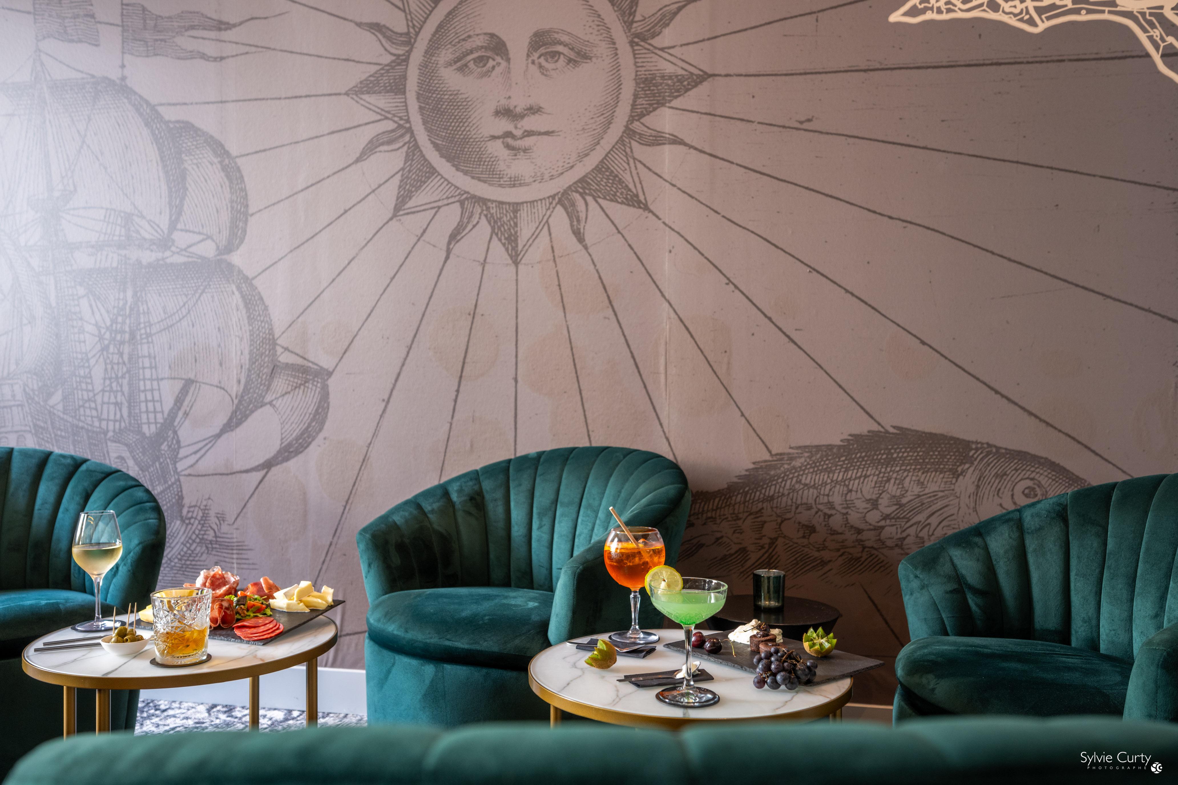 Bar/Salón Hôtel Le Champlain