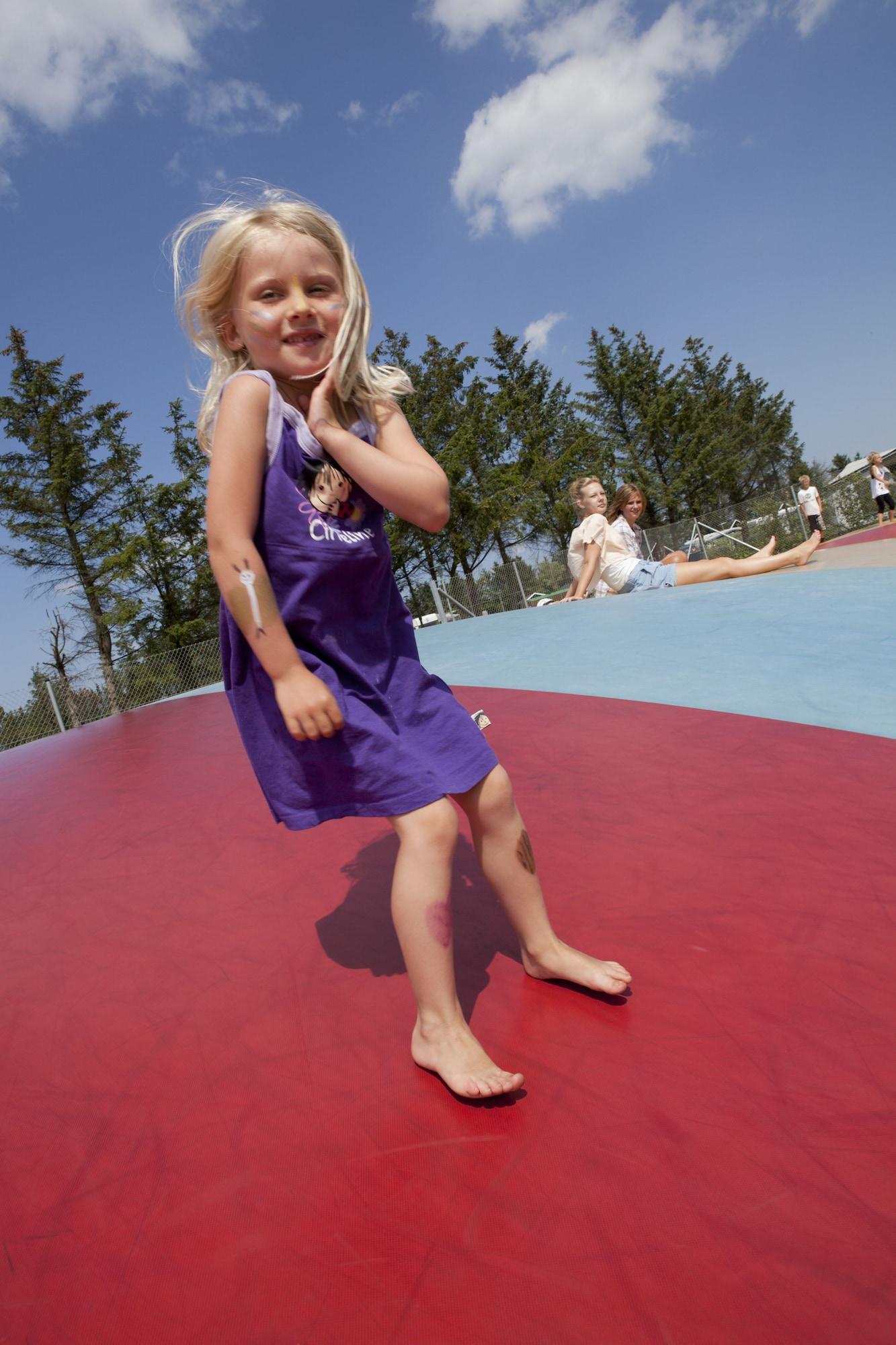 Instalaciones Recreativas Løkken Klit Camping & Hytteby - Campground