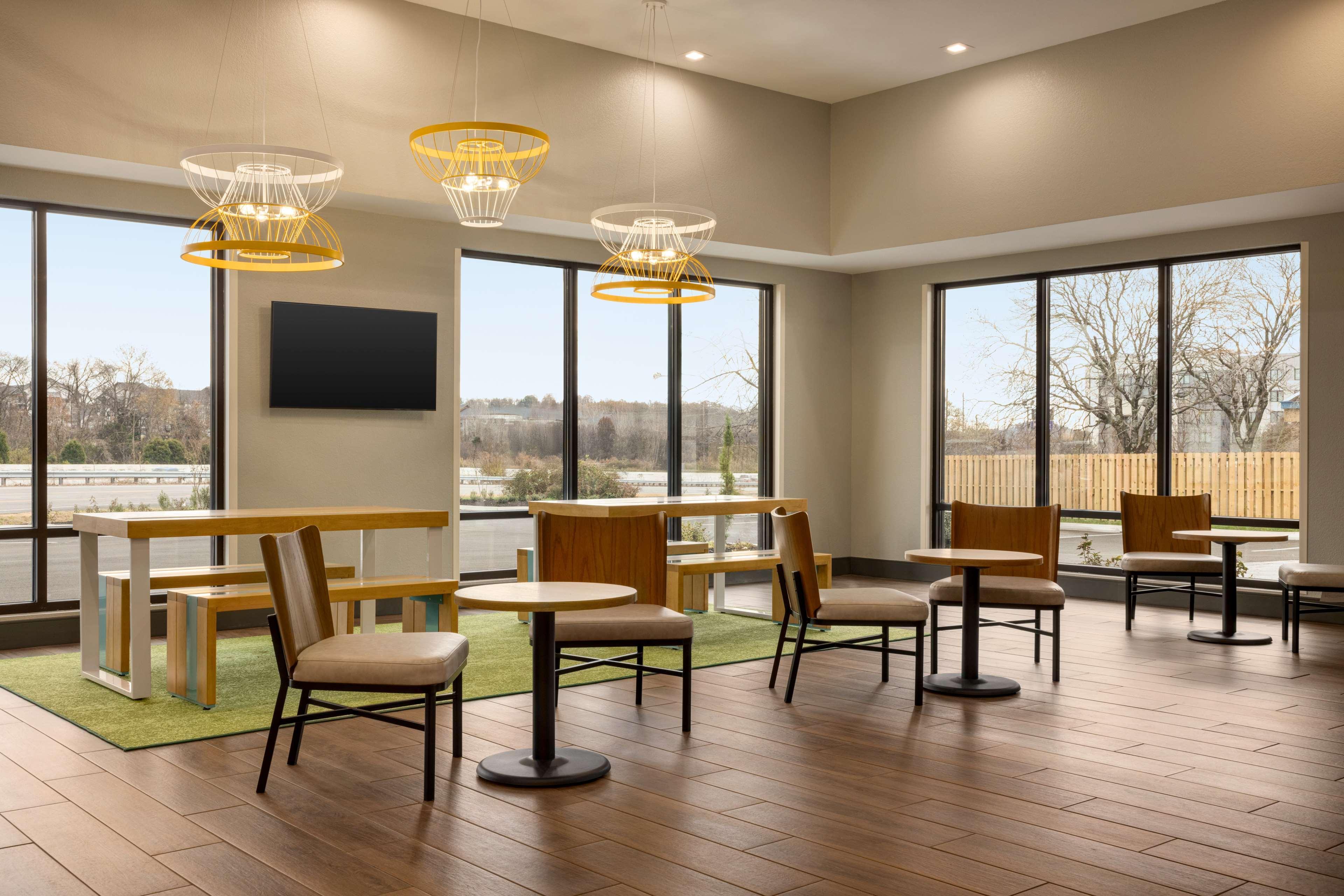 Restaurant Spark by Hilton Nashville at Opryland