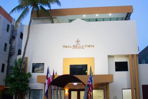 Alojamiento - Hotel Real Bella Vista