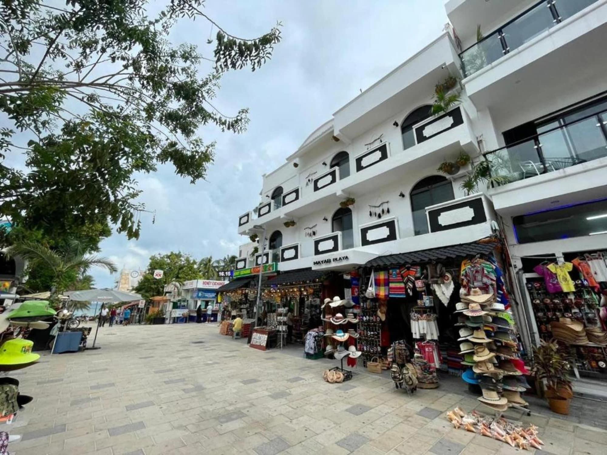 Vista Exterior MAYAB Playa - 5Th. Ave
