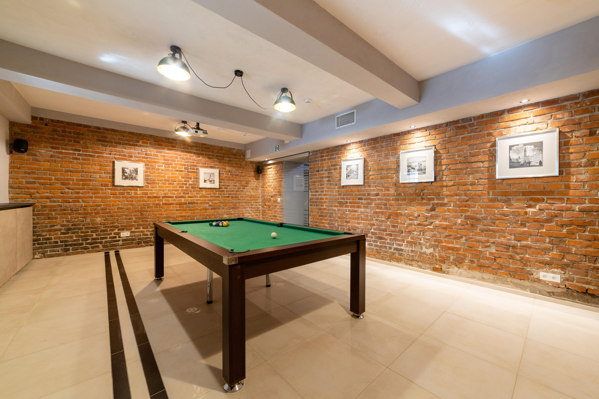 Instalaciones Recreativas Portal House Apartments
